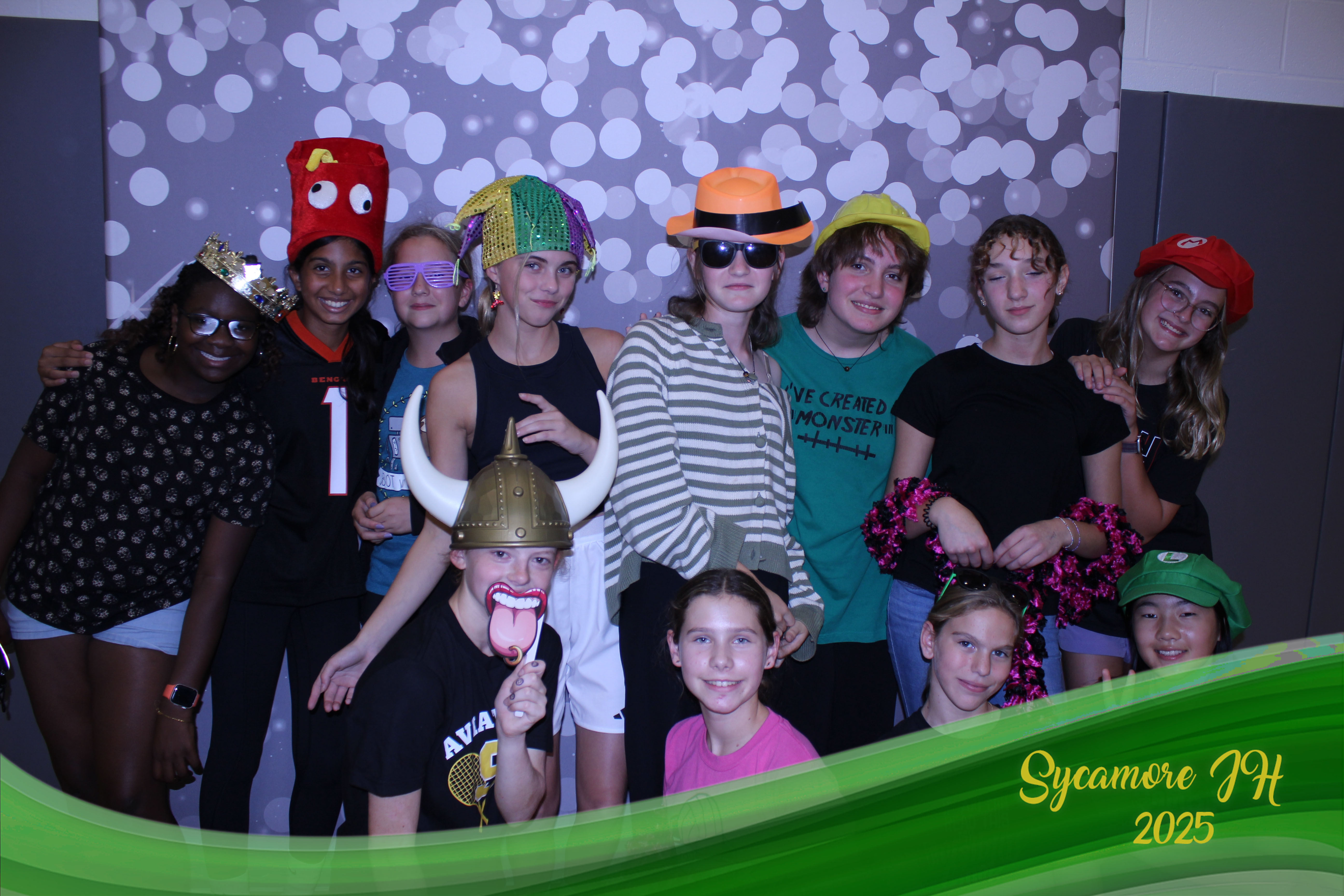 SJHS Fundraiser | View more photos from the event at gallery.photoboothcincy.com/u/PhotoBoothCincy/SJHS-Fundraiser