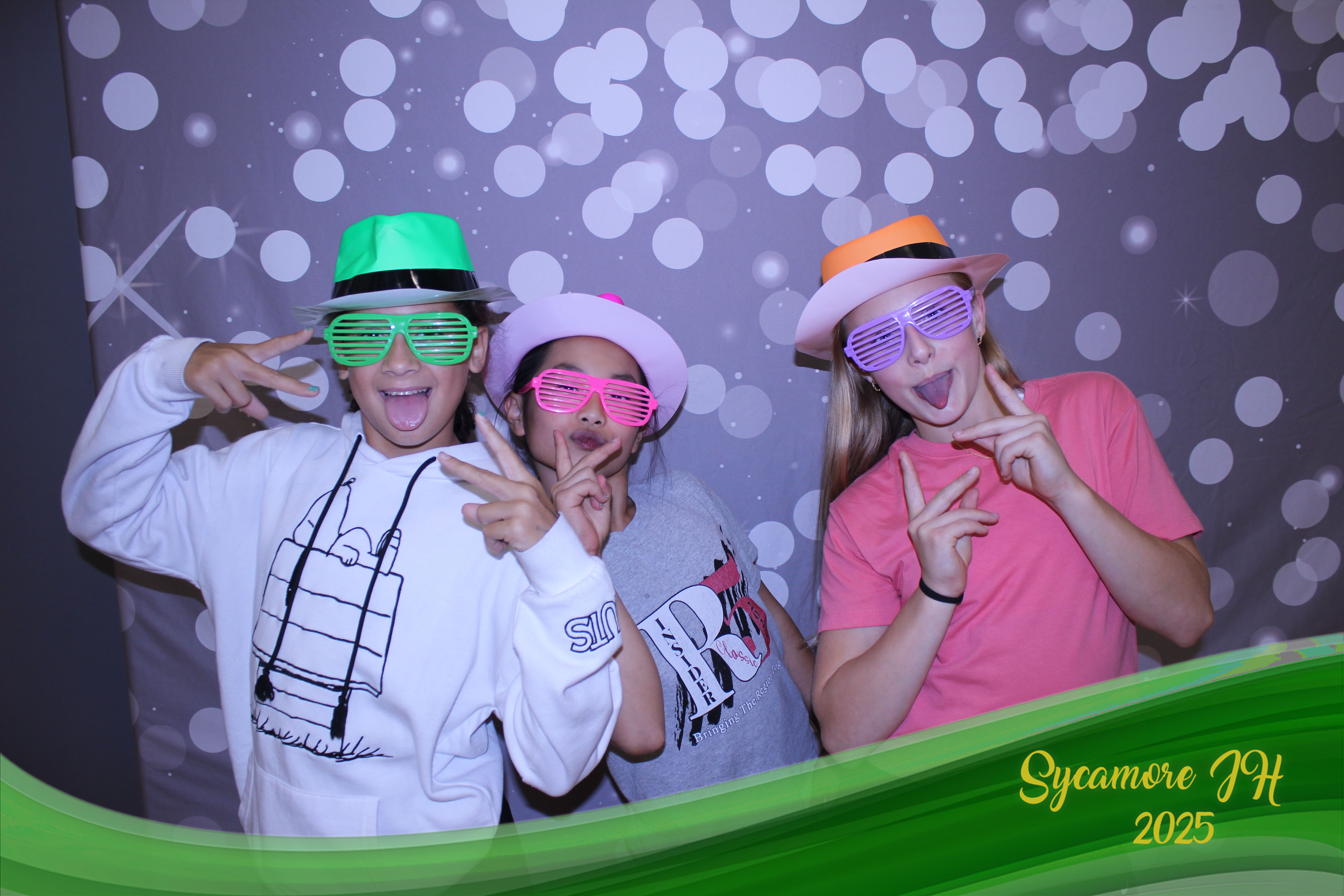 SJHS Fundraiser | View more photos from the event at gallery.photoboothcincy.com/u/PhotoBoothCincy/SJHS-Fundraiser