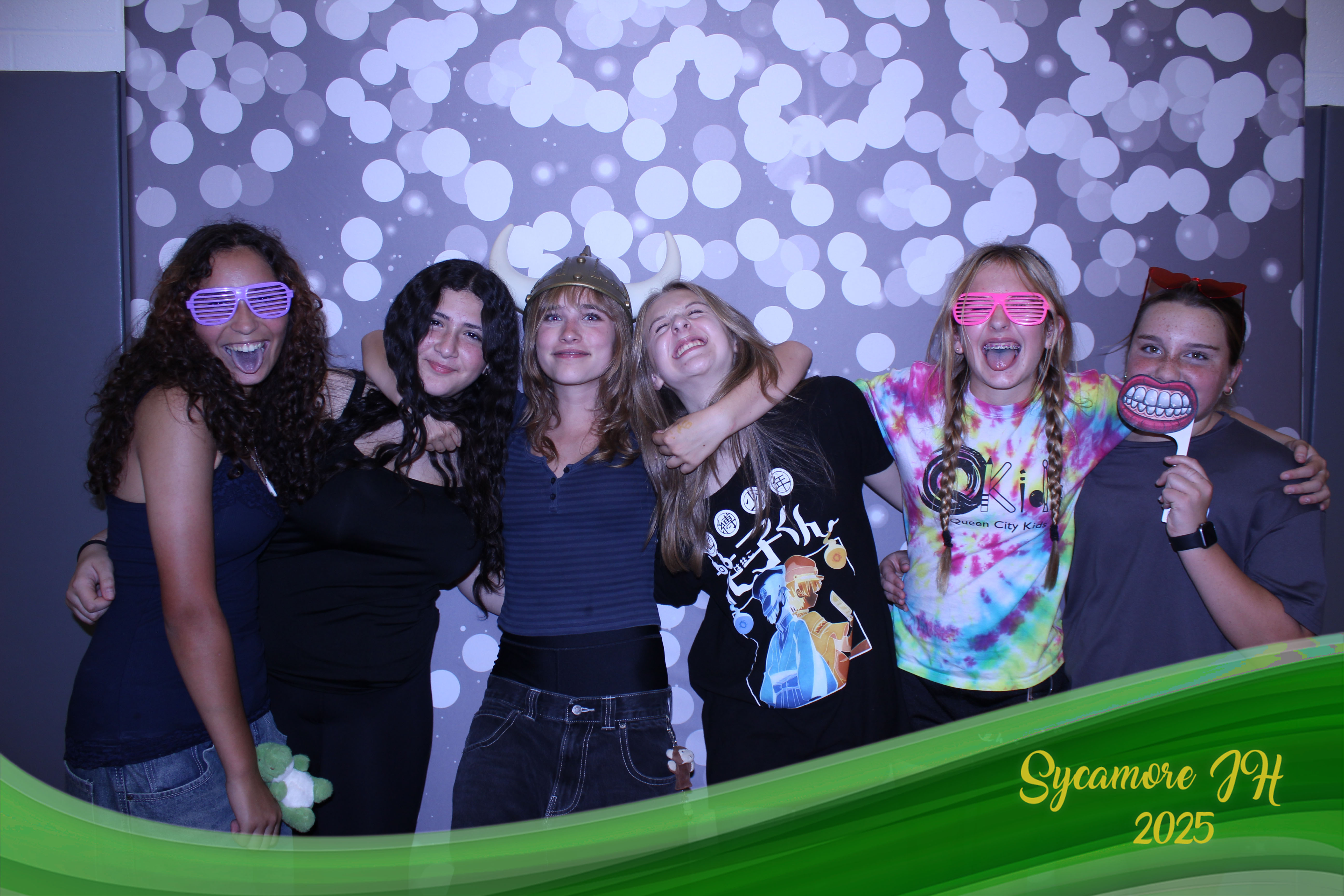 SJHS Fundraiser | View more photos from the event at gallery.photoboothcincy.com/u/PhotoBoothCincy/SJHS-Fundraiser