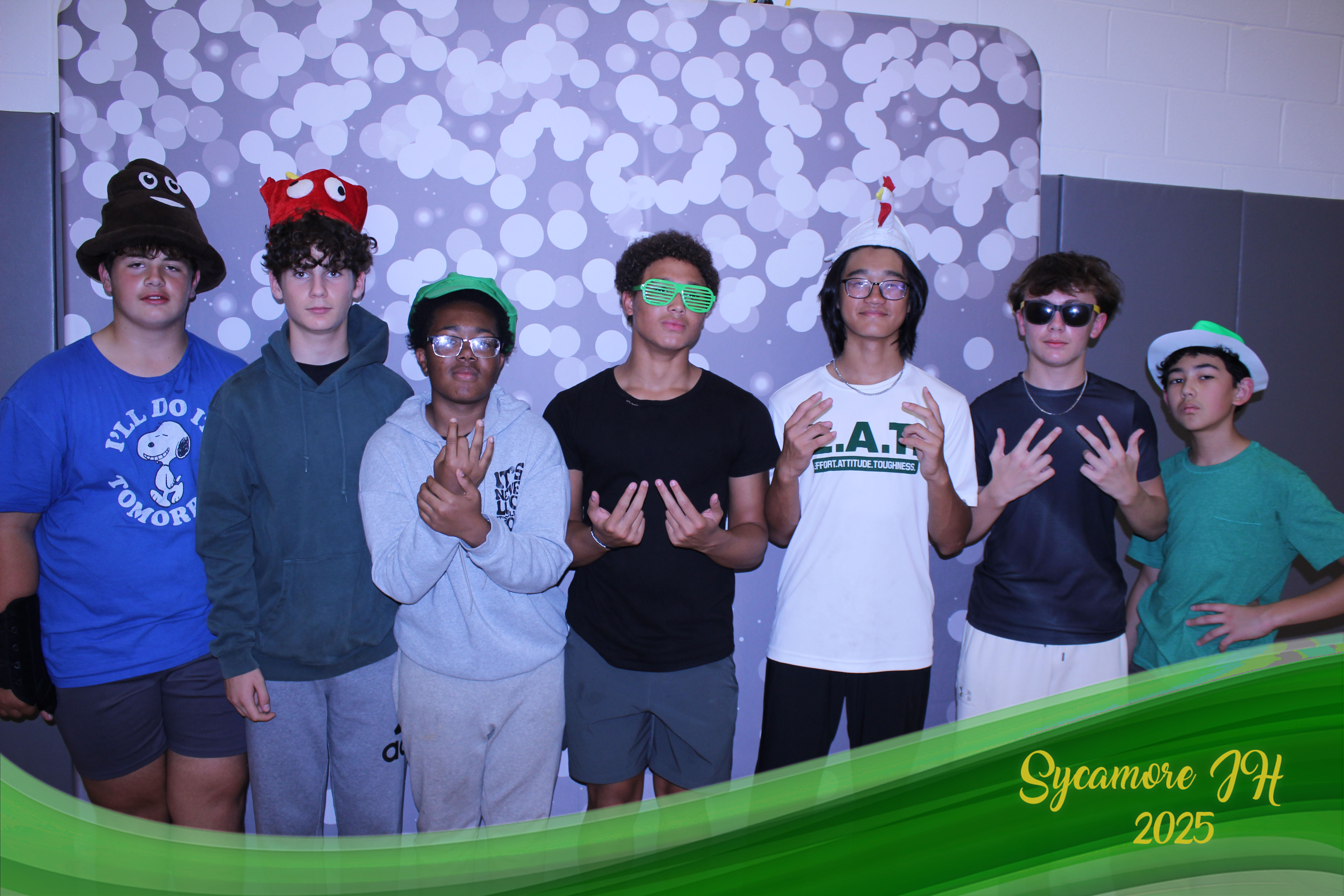 SJHS Fundraiser | View more photos from the event at gallery.photoboothcincy.com/u/PhotoBoothCincy/SJHS-Fundraiser
