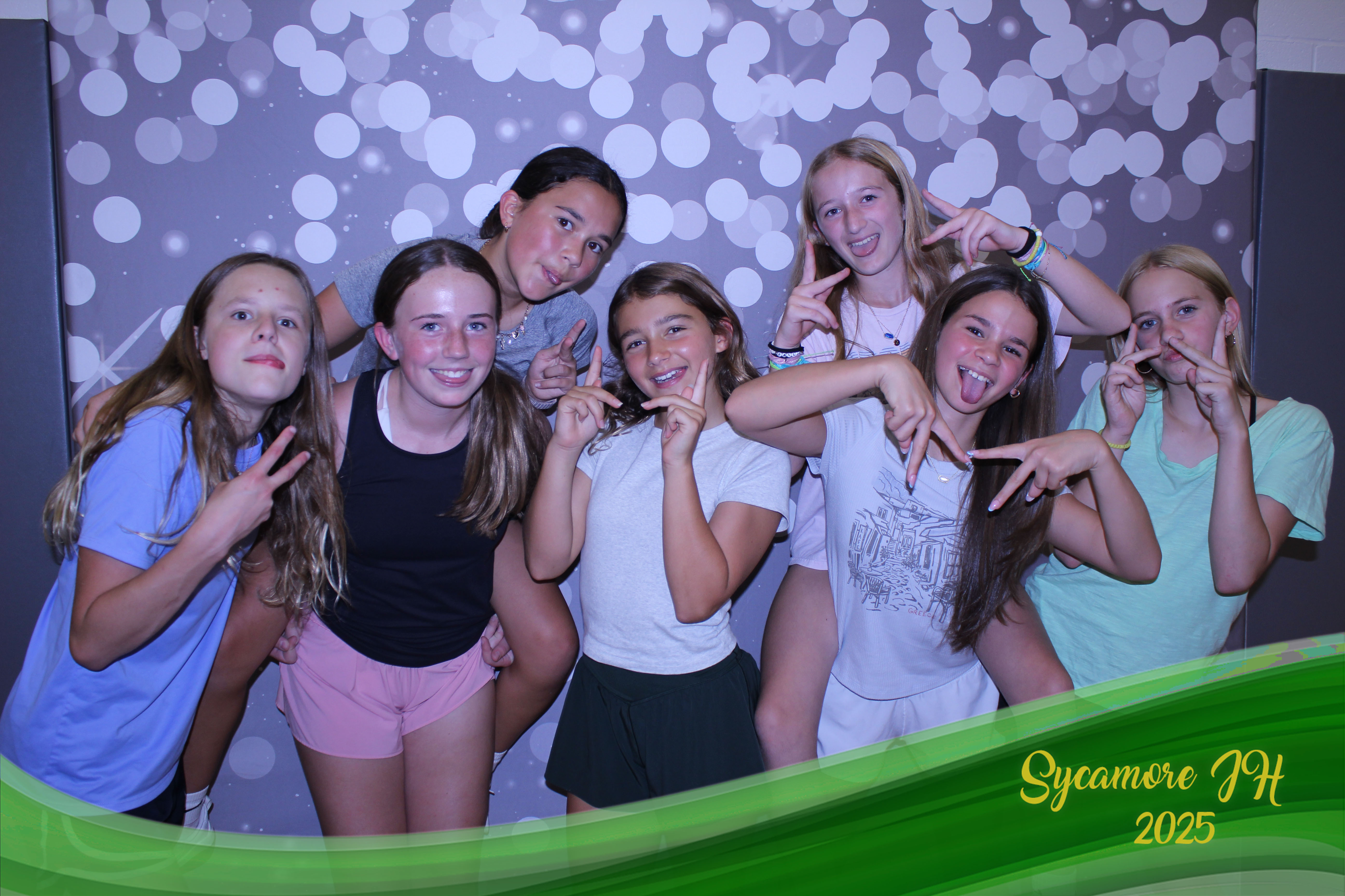 SJHS Fundraiser | View more photos from the event at gallery.photoboothcincy.com/u/PhotoBoothCincy/SJHS-Fundraiser