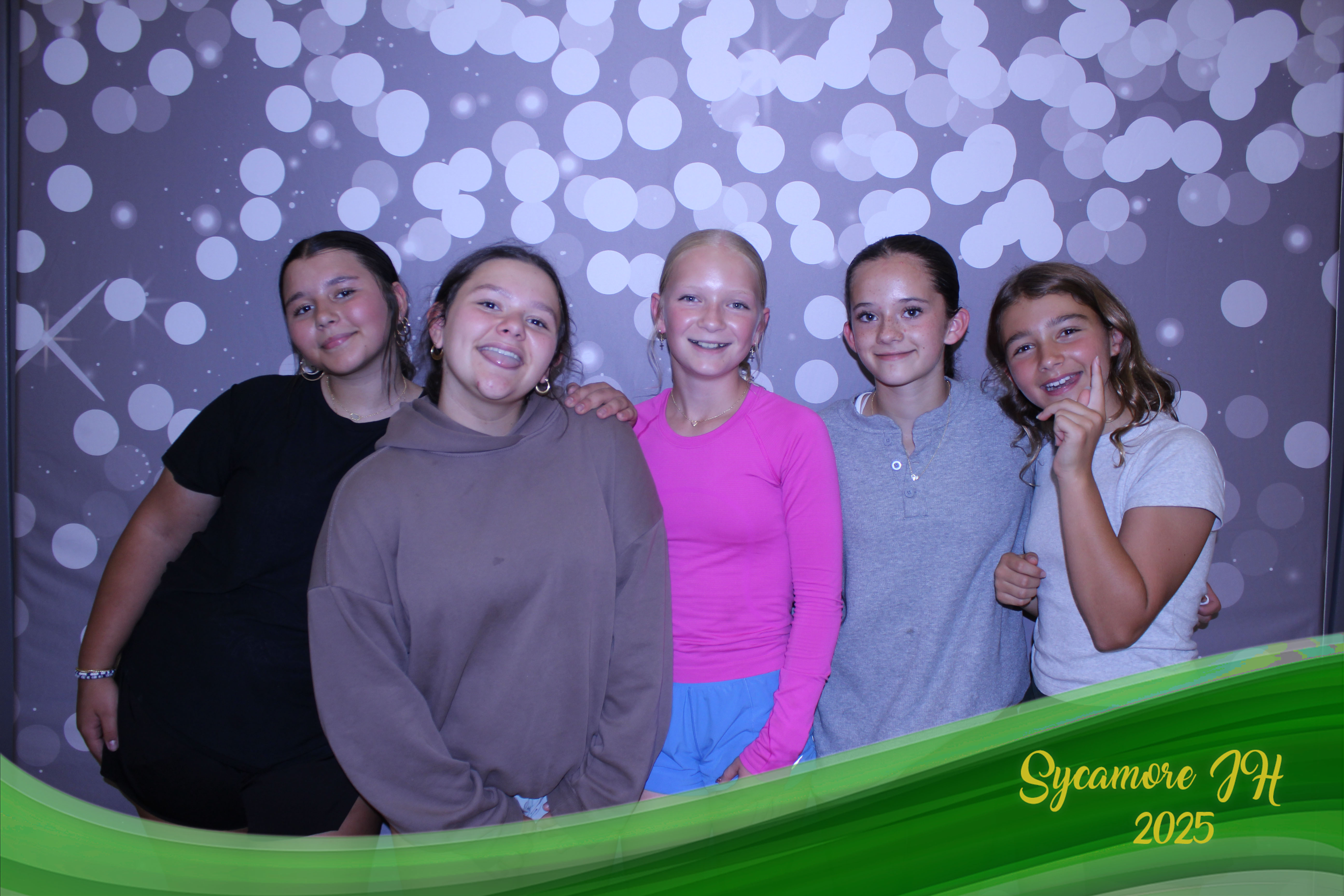 SJHS Fundraiser | View more photos from the event at gallery.photoboothcincy.com/u/PhotoBoothCincy/SJHS-Fundraiser