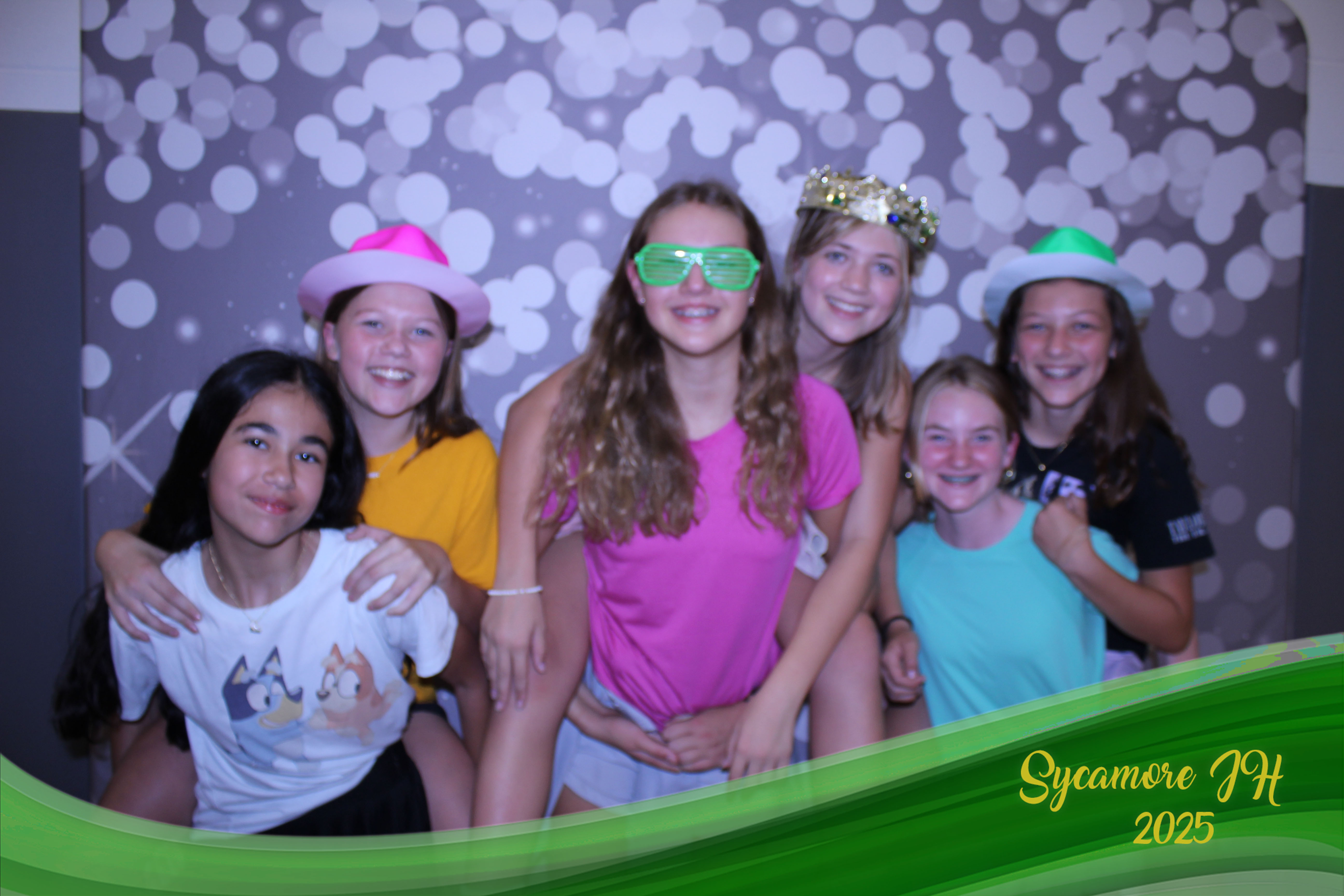 SJHS Fundraiser | View more photos from the event at gallery.photoboothcincy.com/u/PhotoBoothCincy/SJHS-Fundraiser