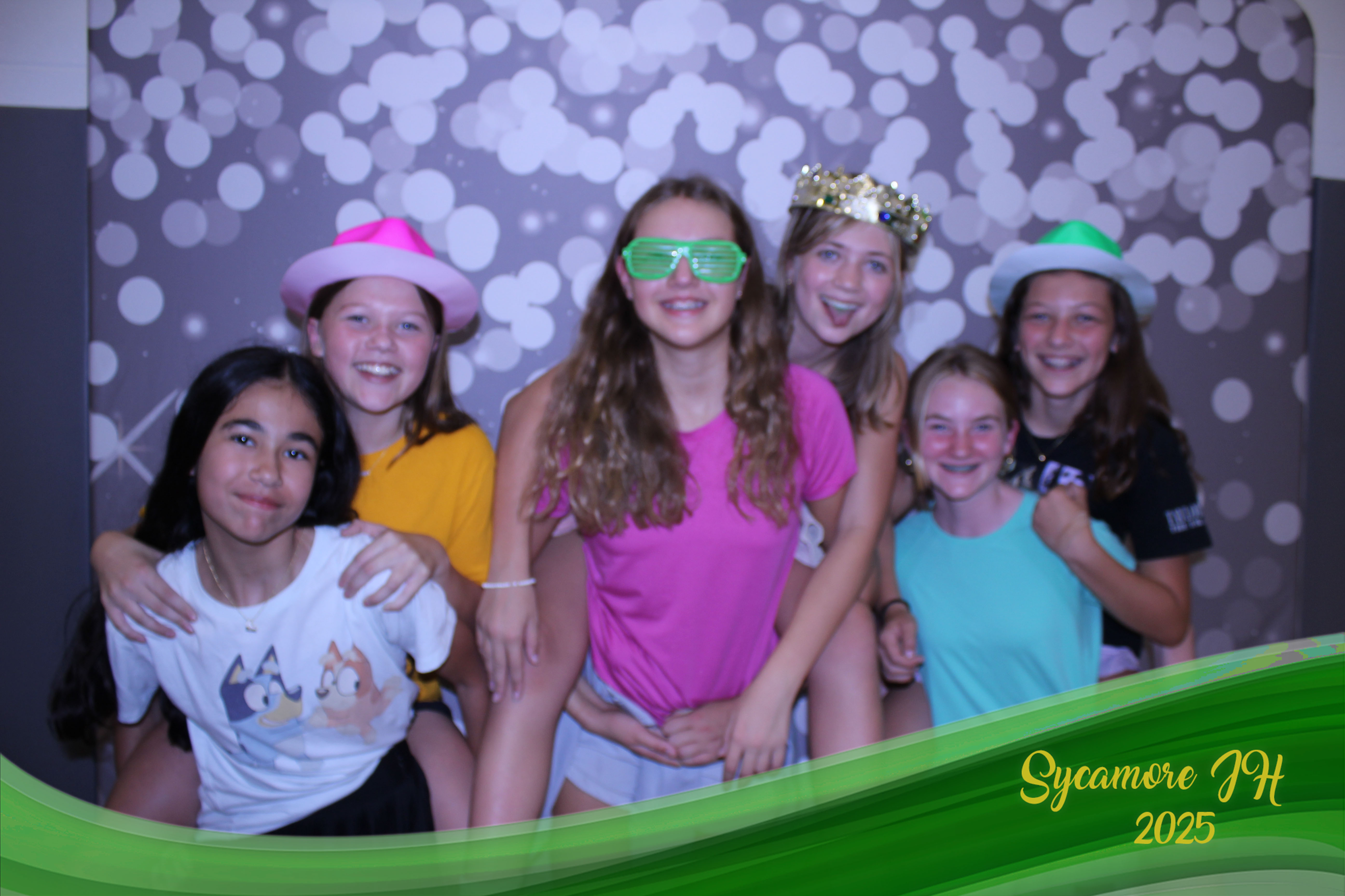 SJHS Fundraiser | View more photos from the event at gallery.photoboothcincy.com/u/PhotoBoothCincy/SJHS-Fundraiser