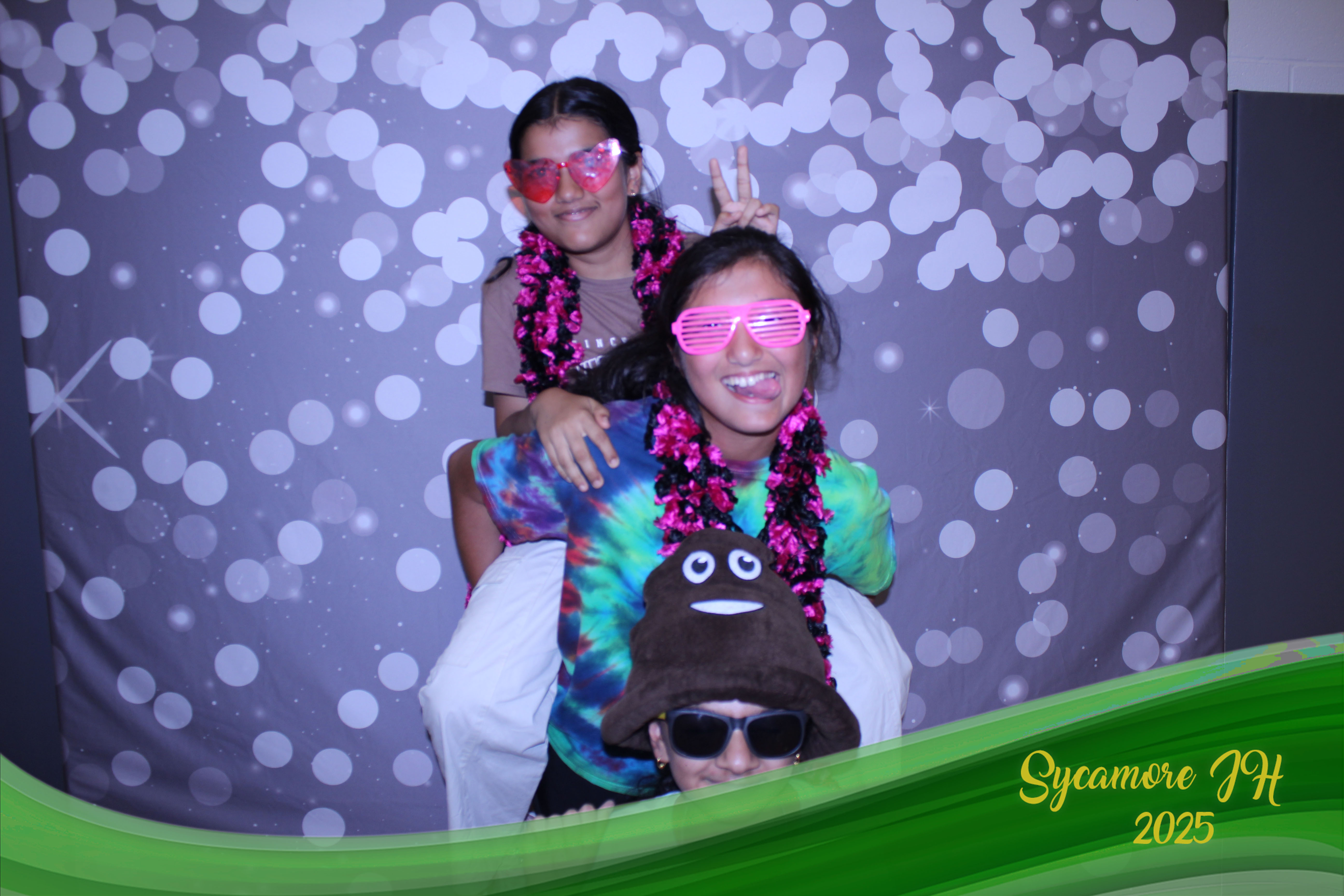 SJHS Fundraiser | View more photos from the event at gallery.photoboothcincy.com/u/PhotoBoothCincy/SJHS-Fundraiser
