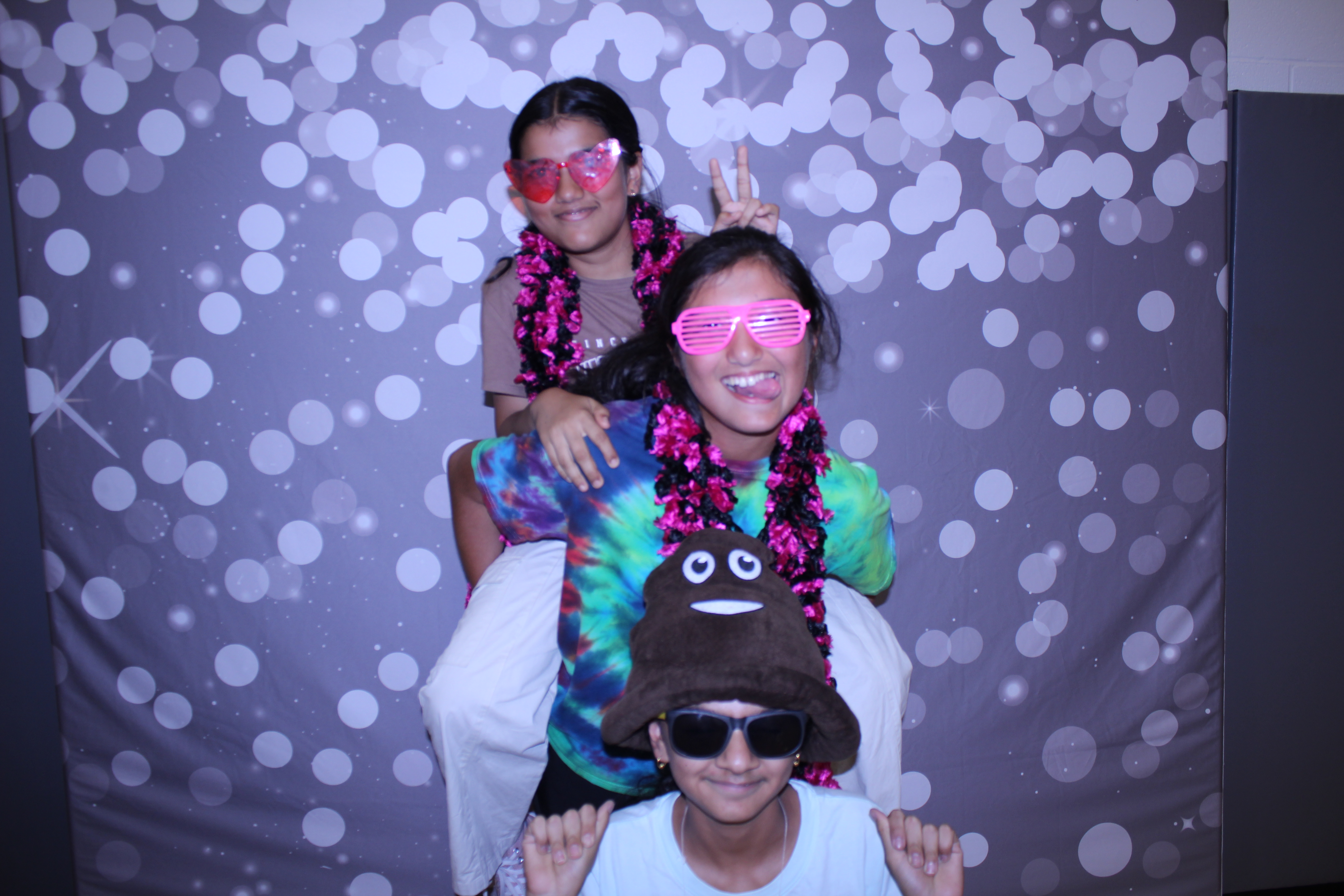 SJHS Fundraiser | View more photos from the event at gallery.photoboothcincy.com/u/PhotoBoothCincy/SJHS-Fundraiser