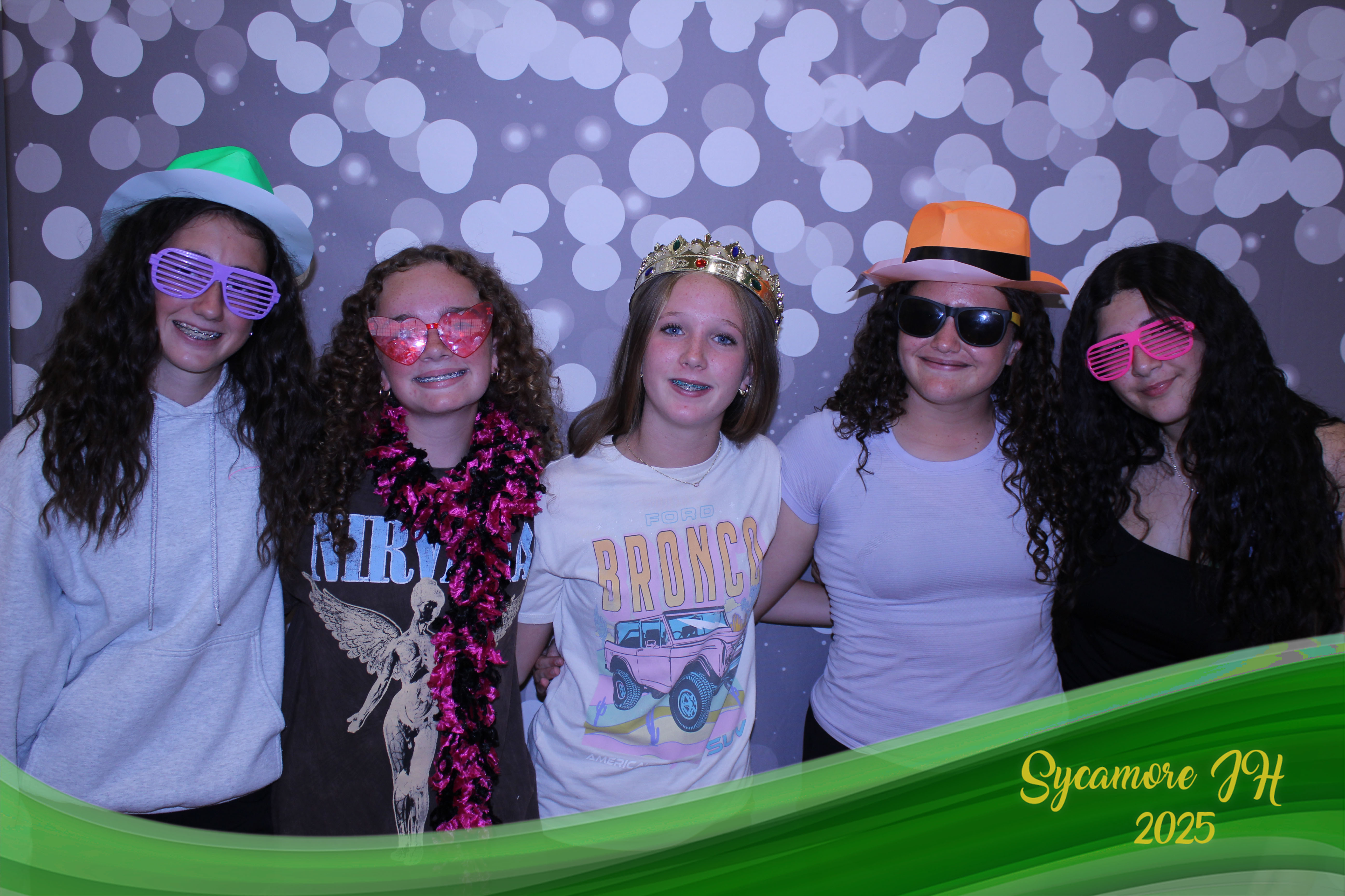SJHS Fundraiser | View more photos from the event at gallery.photoboothcincy.com/u/PhotoBoothCincy/SJHS-Fundraiser