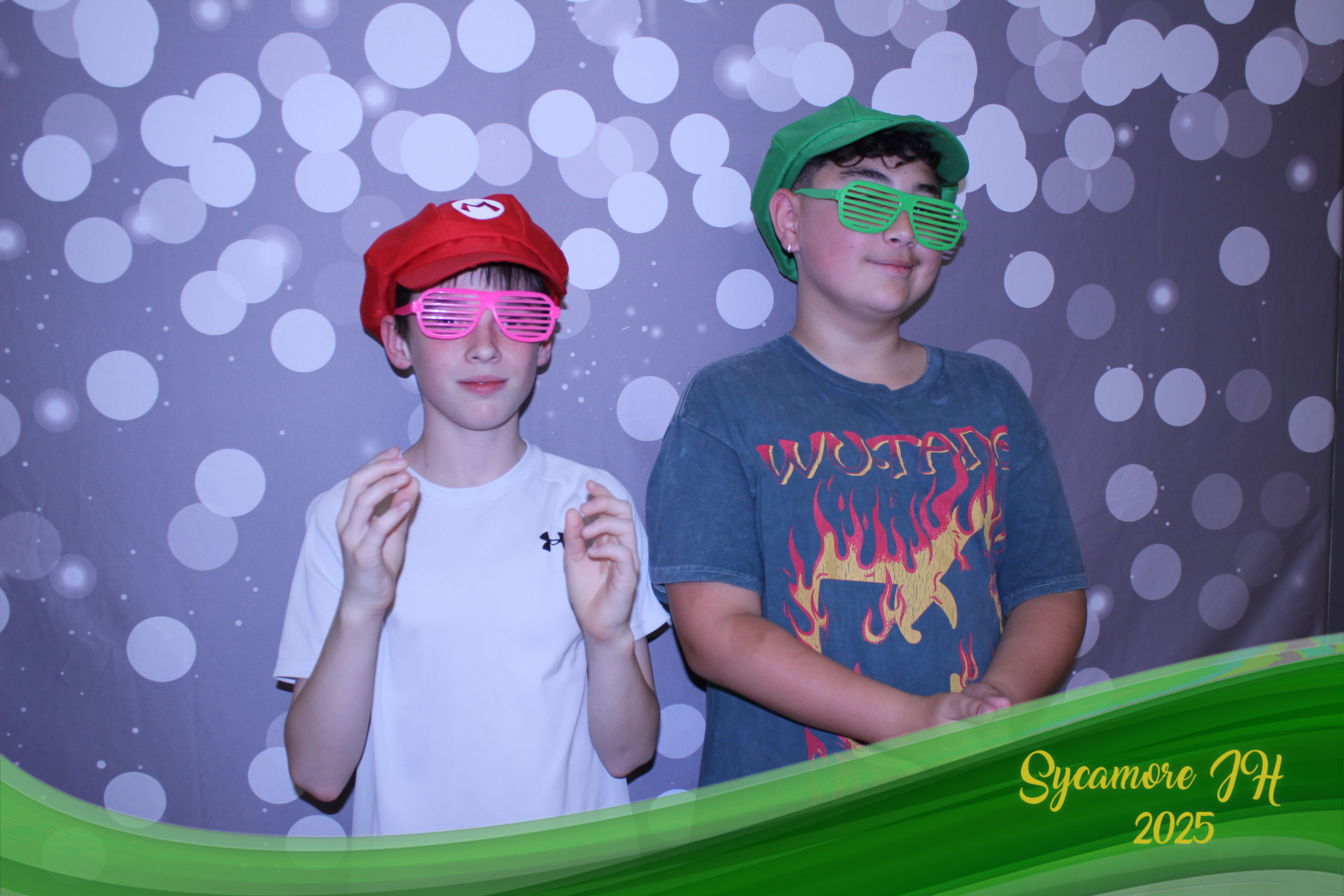 SJHS Fundraiser | View more photos from the event at gallery.photoboothcincy.com/u/PhotoBoothCincy/SJHS-Fundraiser