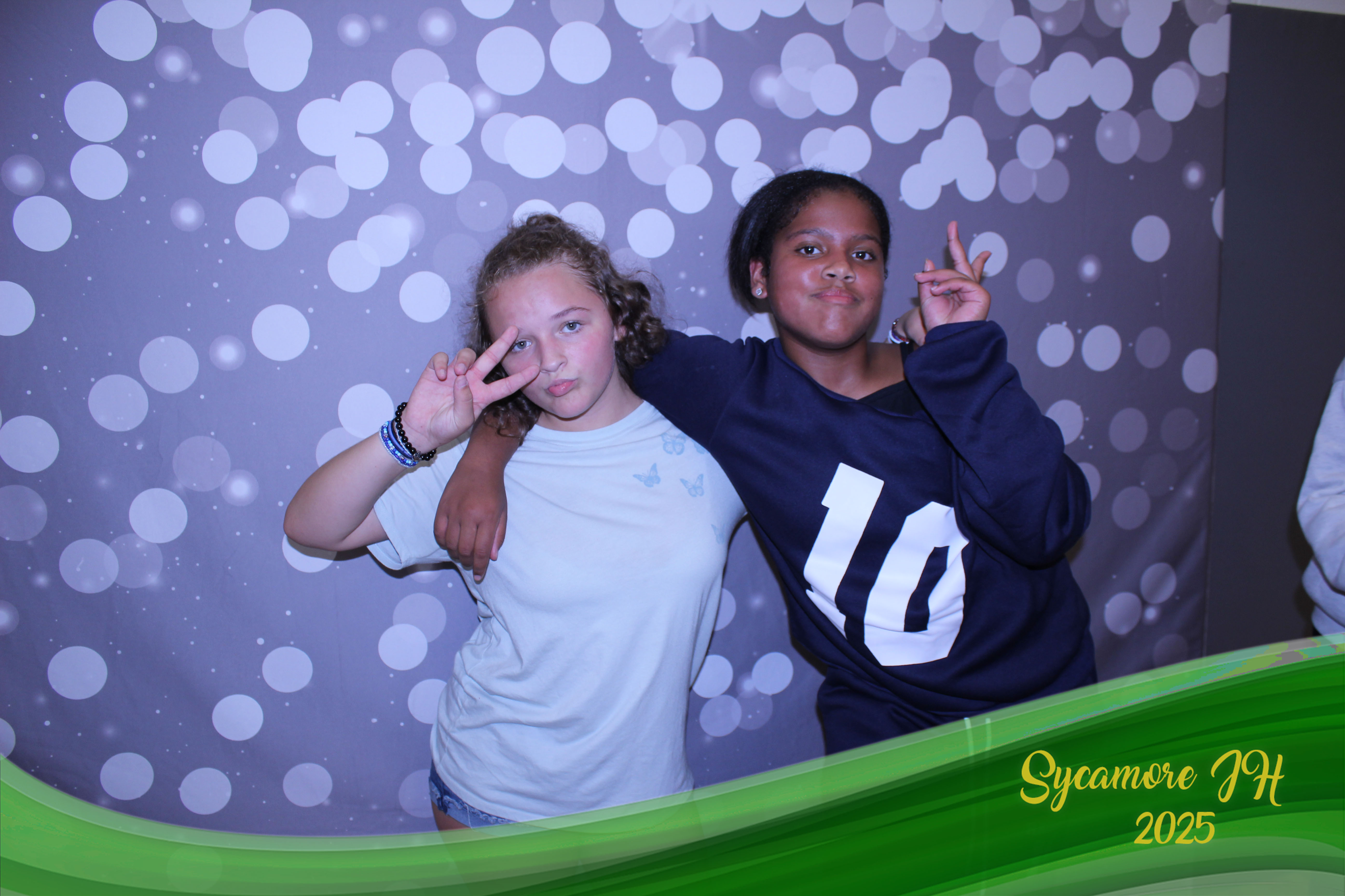 SJHS Fundraiser | View more photos from the event at gallery.photoboothcincy.com/u/PhotoBoothCincy/SJHS-Fundraiser