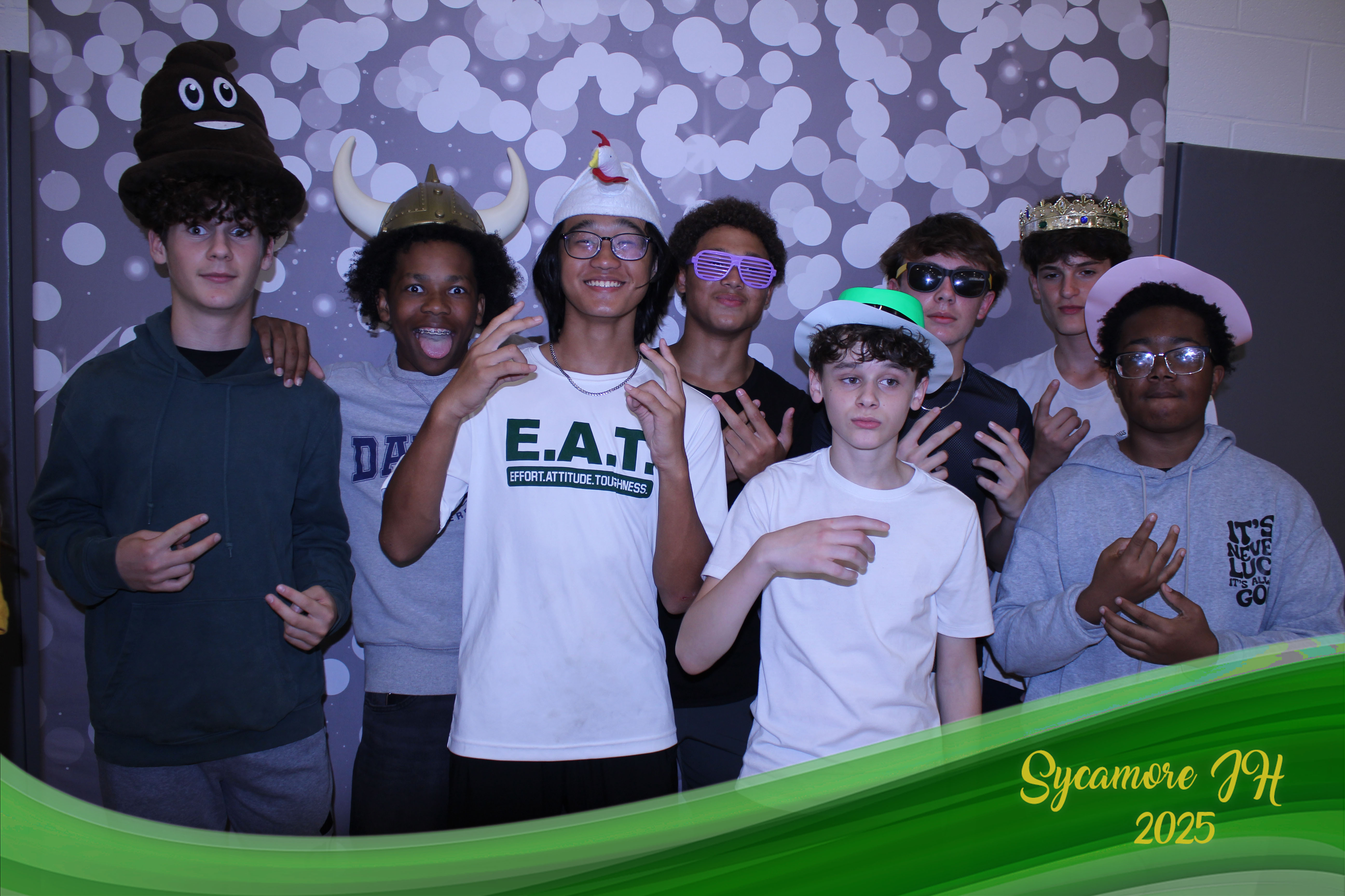 SJHS Fundraiser | View more photos from the event at gallery.photoboothcincy.com/u/PhotoBoothCincy/SJHS-Fundraiser