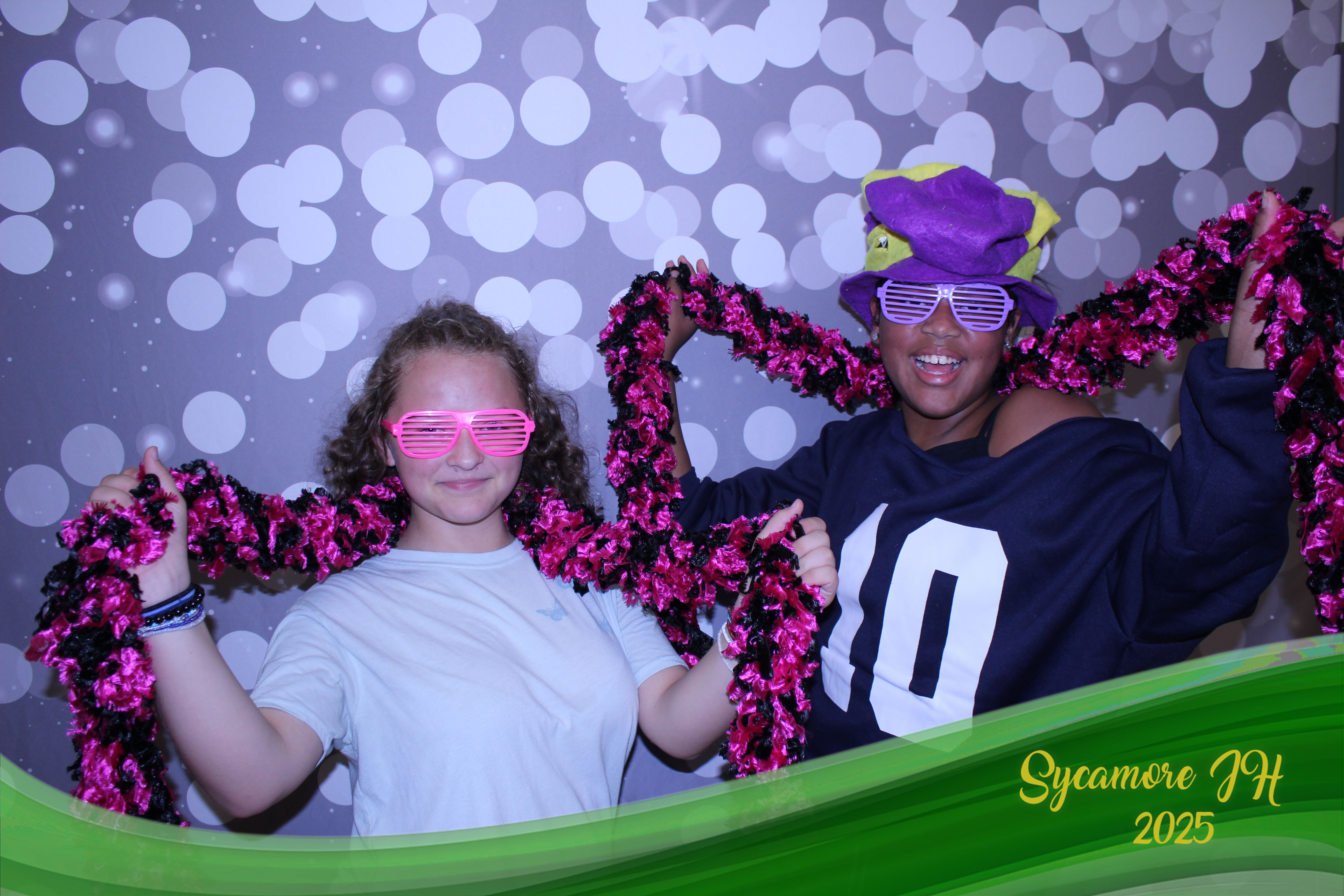 SJHS Fundraiser | View more photos from the event at gallery.photoboothcincy.com/u/PhotoBoothCincy/SJHS-Fundraiser