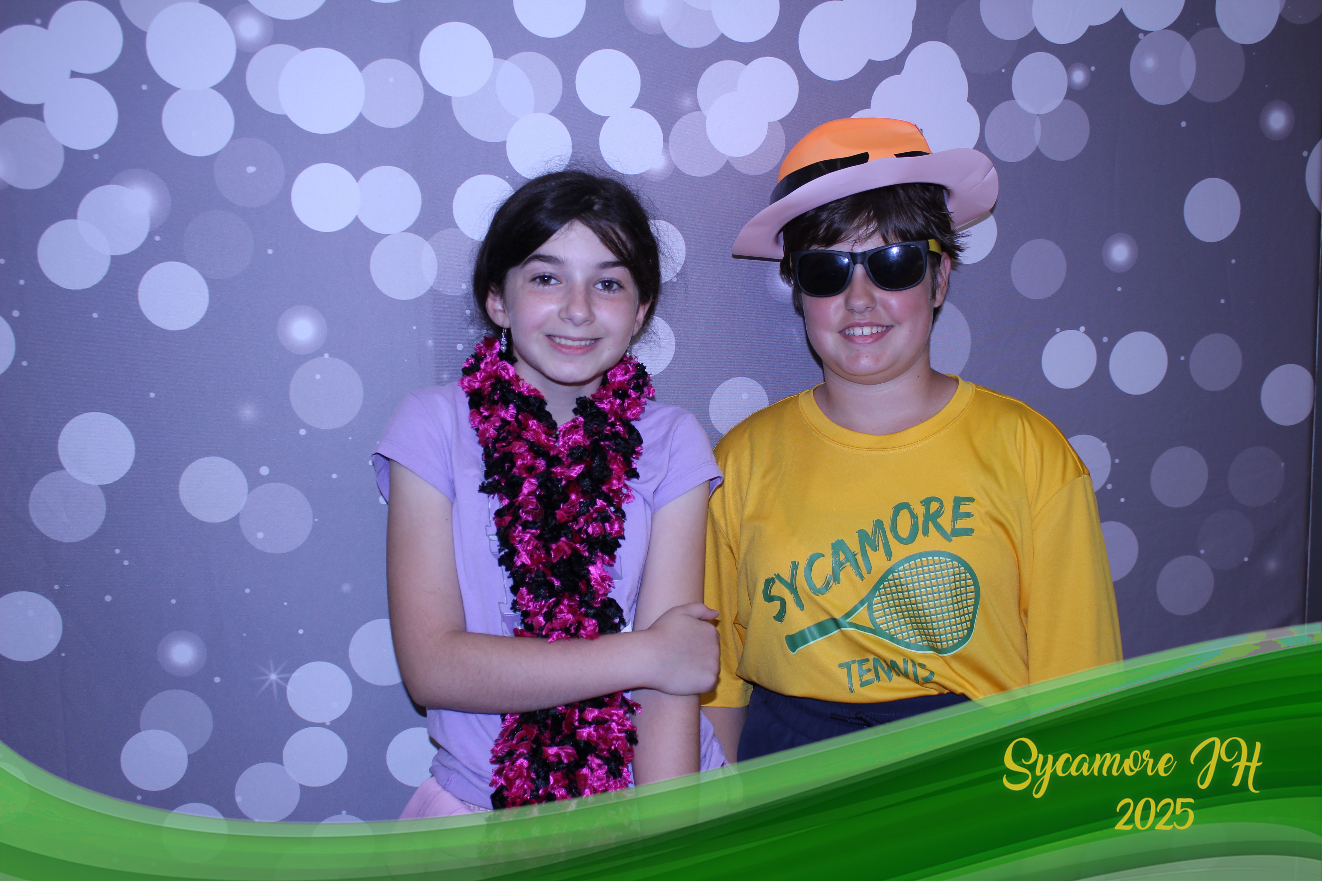 SJHS Fundraiser | View more photos from the event at gallery.photoboothcincy.com/u/PhotoBoothCincy/SJHS-Fundraiser