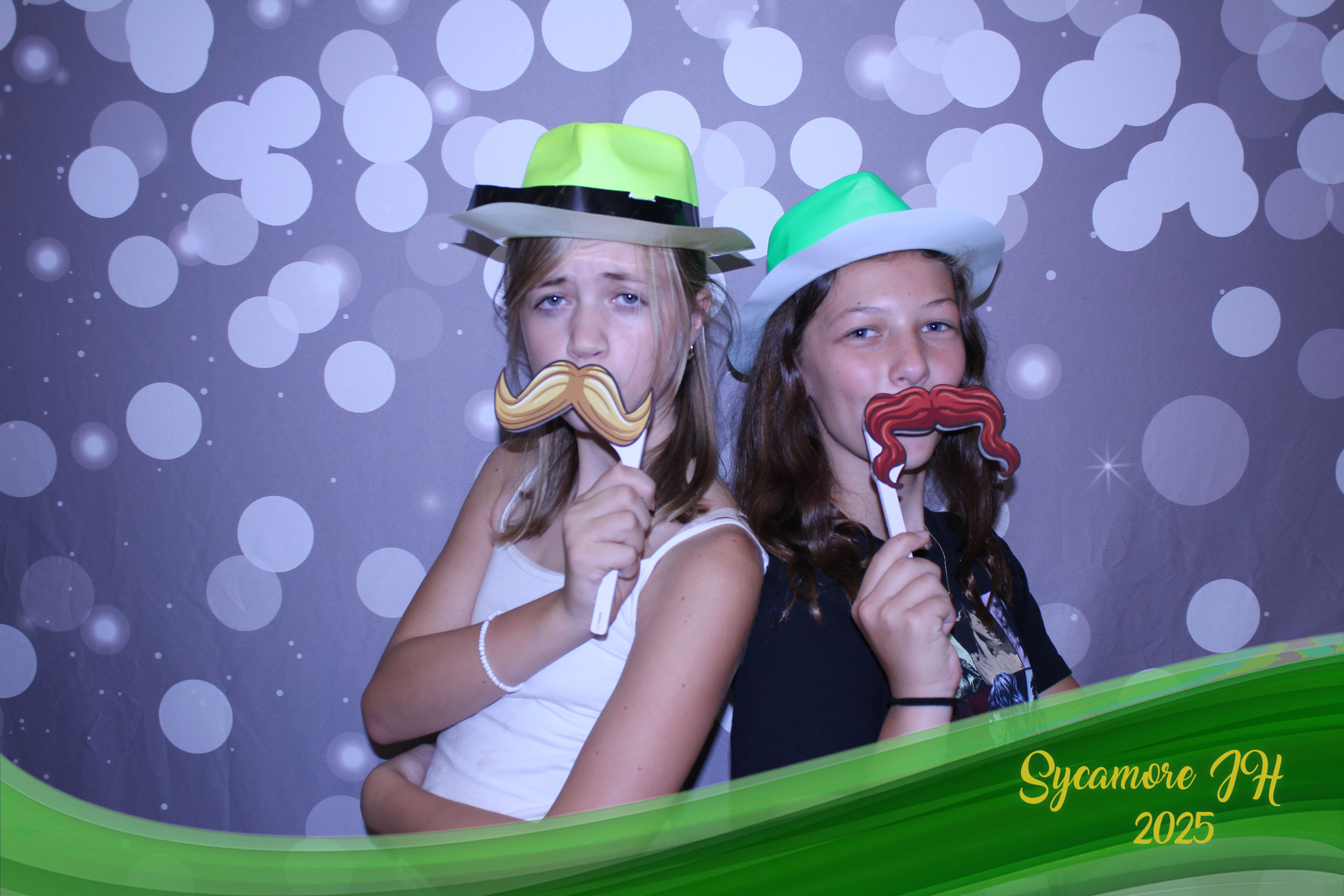 SJHS Fundraiser | View more photos from the event at gallery.photoboothcincy.com/u/PhotoBoothCincy/SJHS-Fundraiser