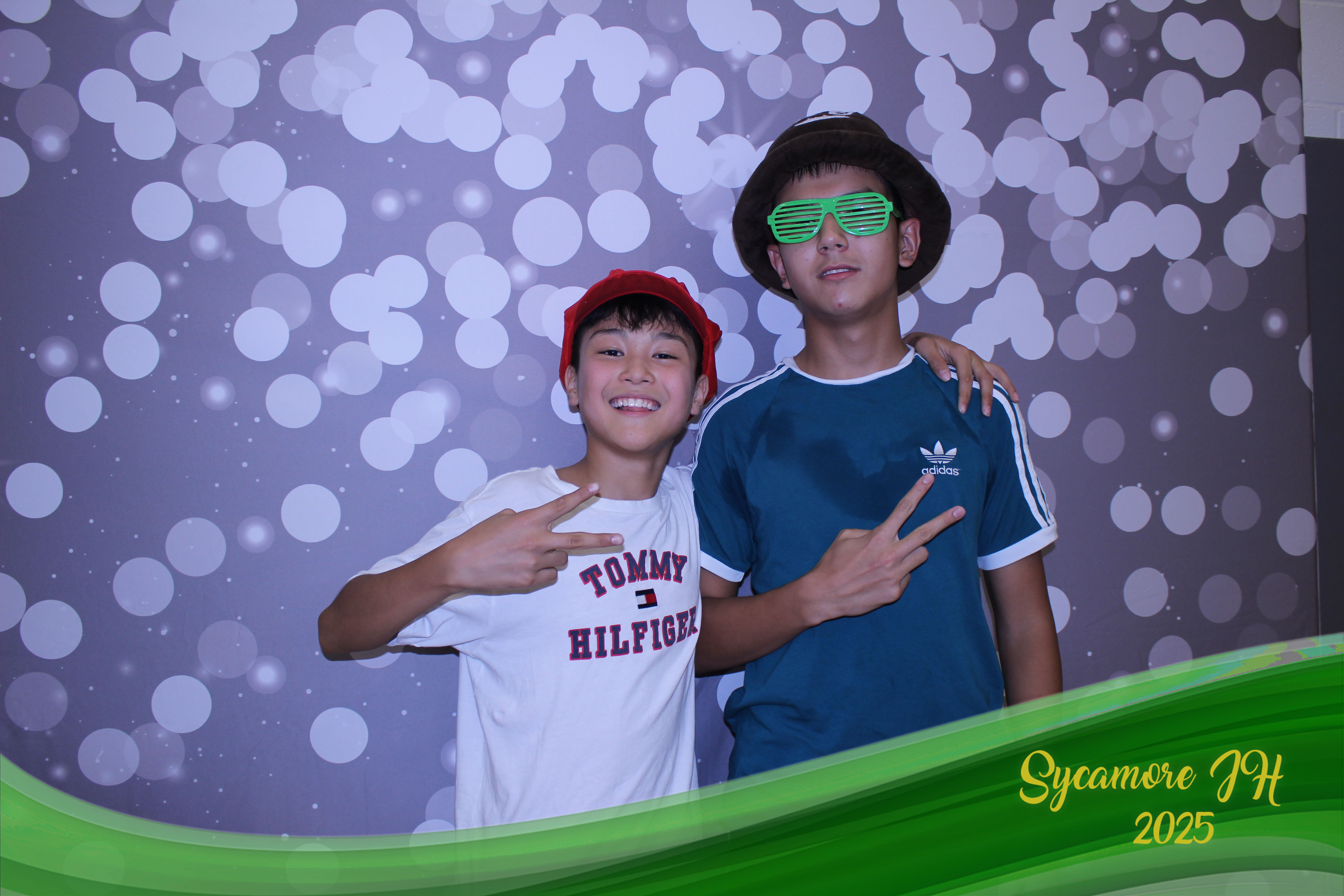 SJHS Fundraiser | View more photos from the event at gallery.photoboothcincy.com/u/PhotoBoothCincy/SJHS-Fundraiser
