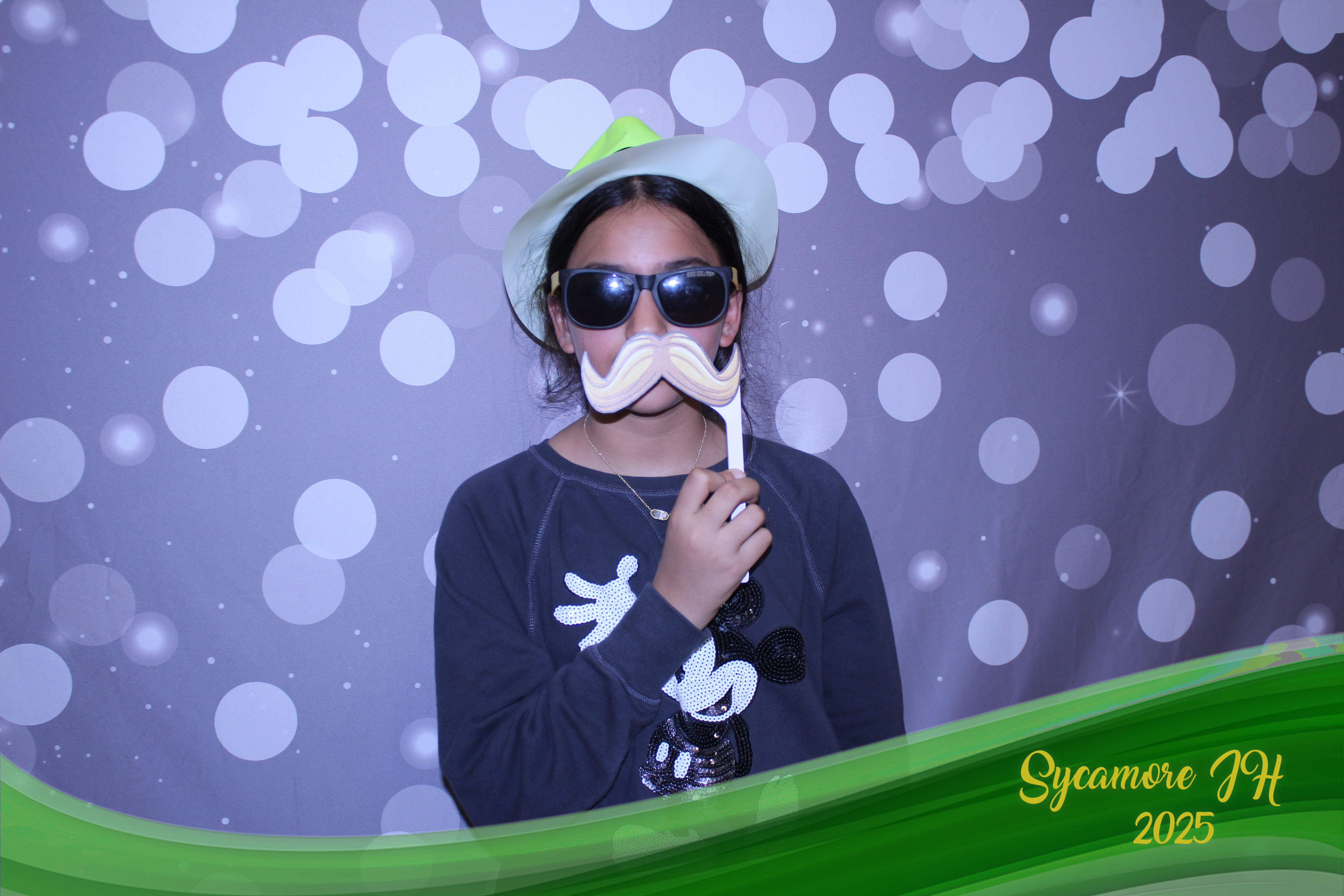 SJHS Fundraiser | View more photos from the event at gallery.photoboothcincy.com/u/PhotoBoothCincy/SJHS-Fundraiser
