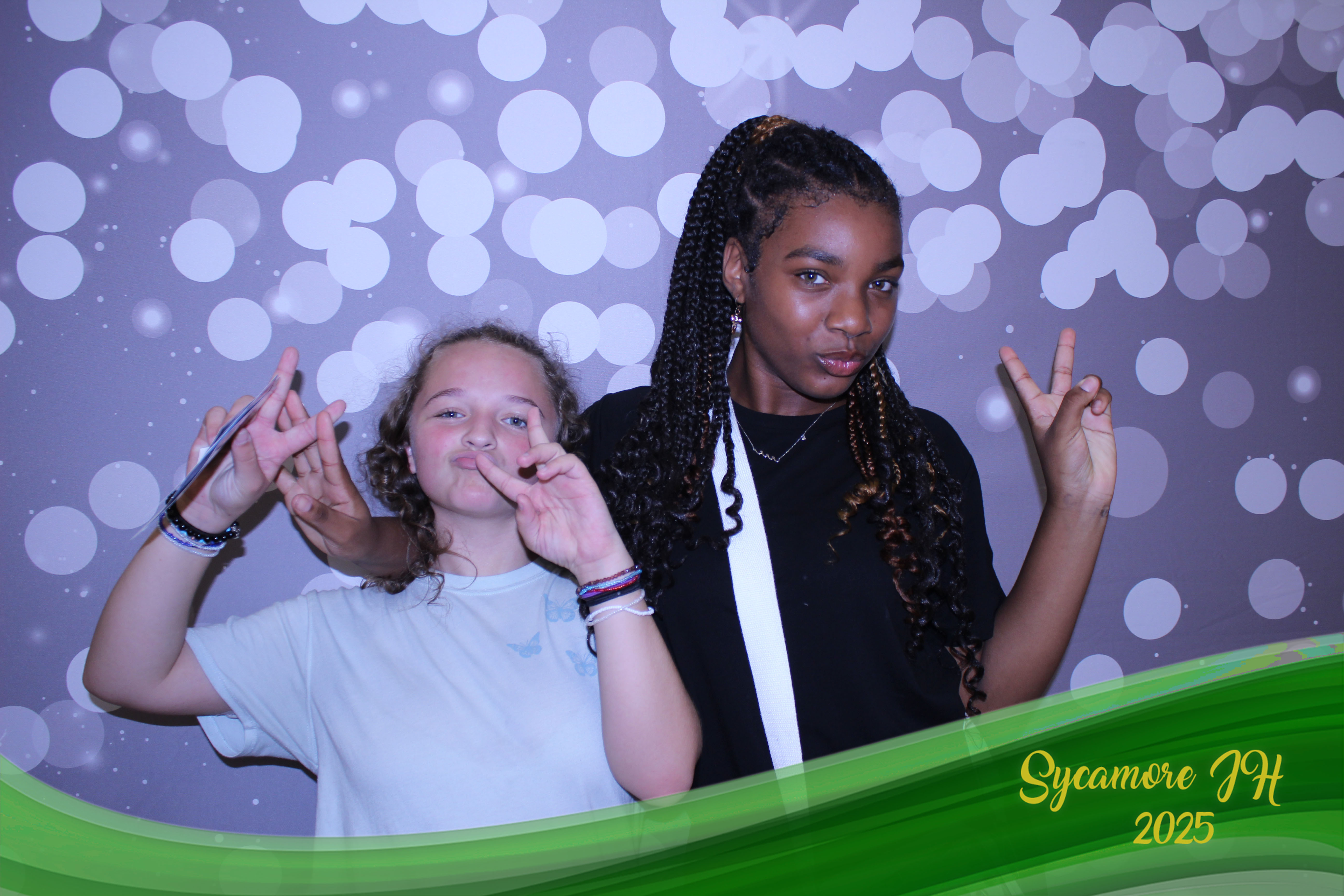 SJHS Fundraiser | View more photos from the event at gallery.photoboothcincy.com/u/PhotoBoothCincy/SJHS-Fundraiser