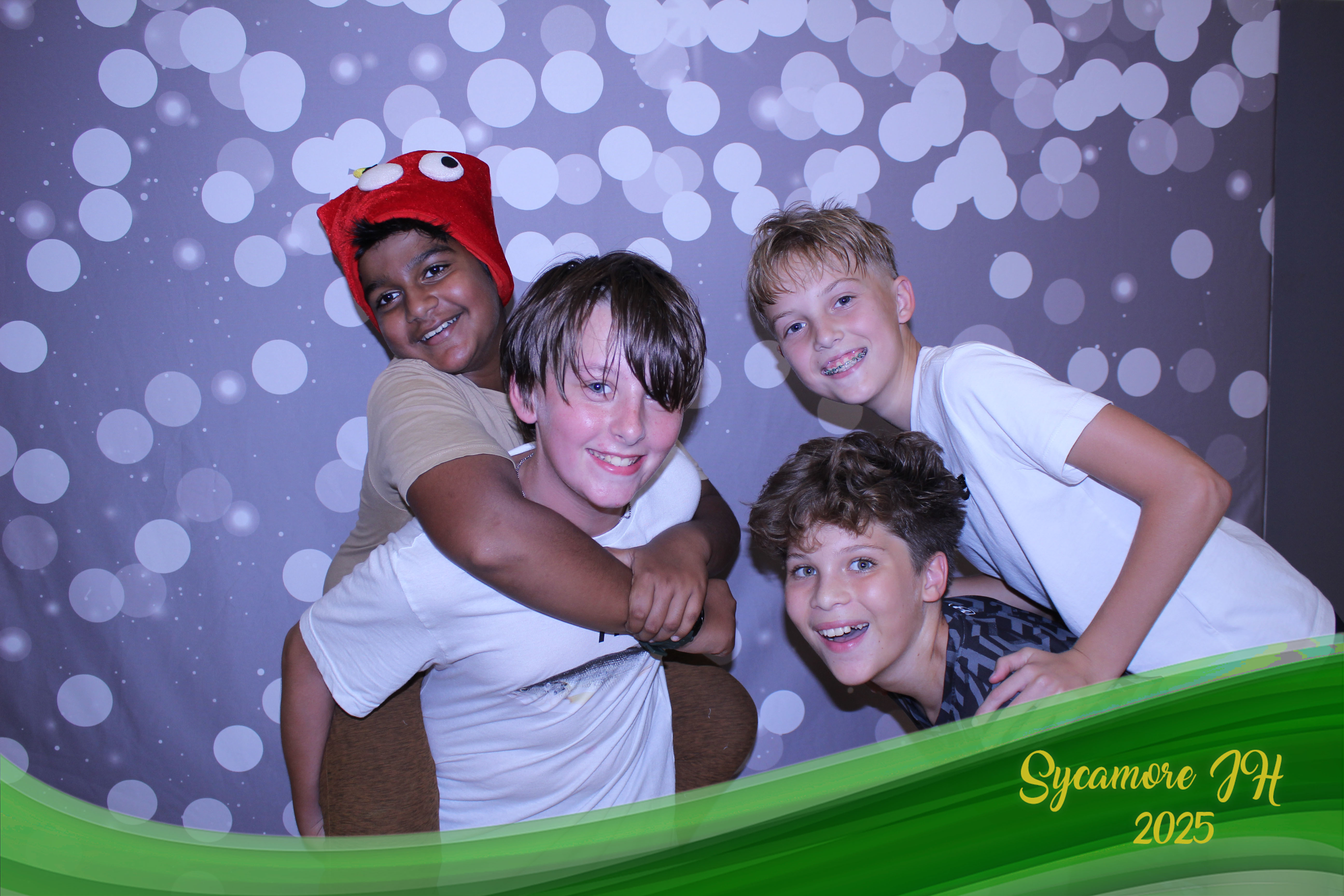 SJHS Fundraiser | View more photos from the event at gallery.photoboothcincy.com/u/PhotoBoothCincy/SJHS-Fundraiser