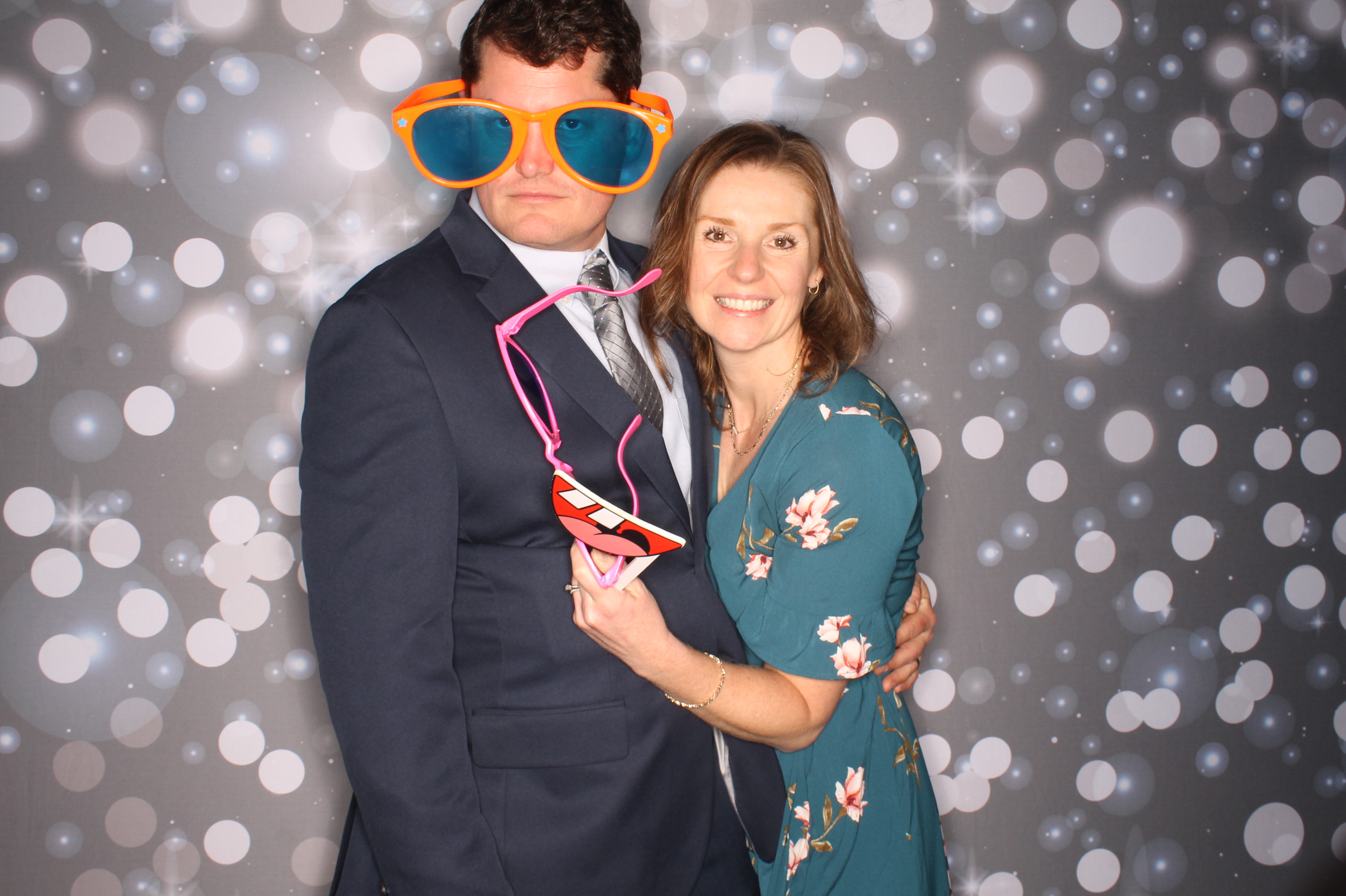 Samantha & Alex | View more photos from the event at gallery.photoboothcincy.com/u/PhotoBoothCincy/Samantha-Alex