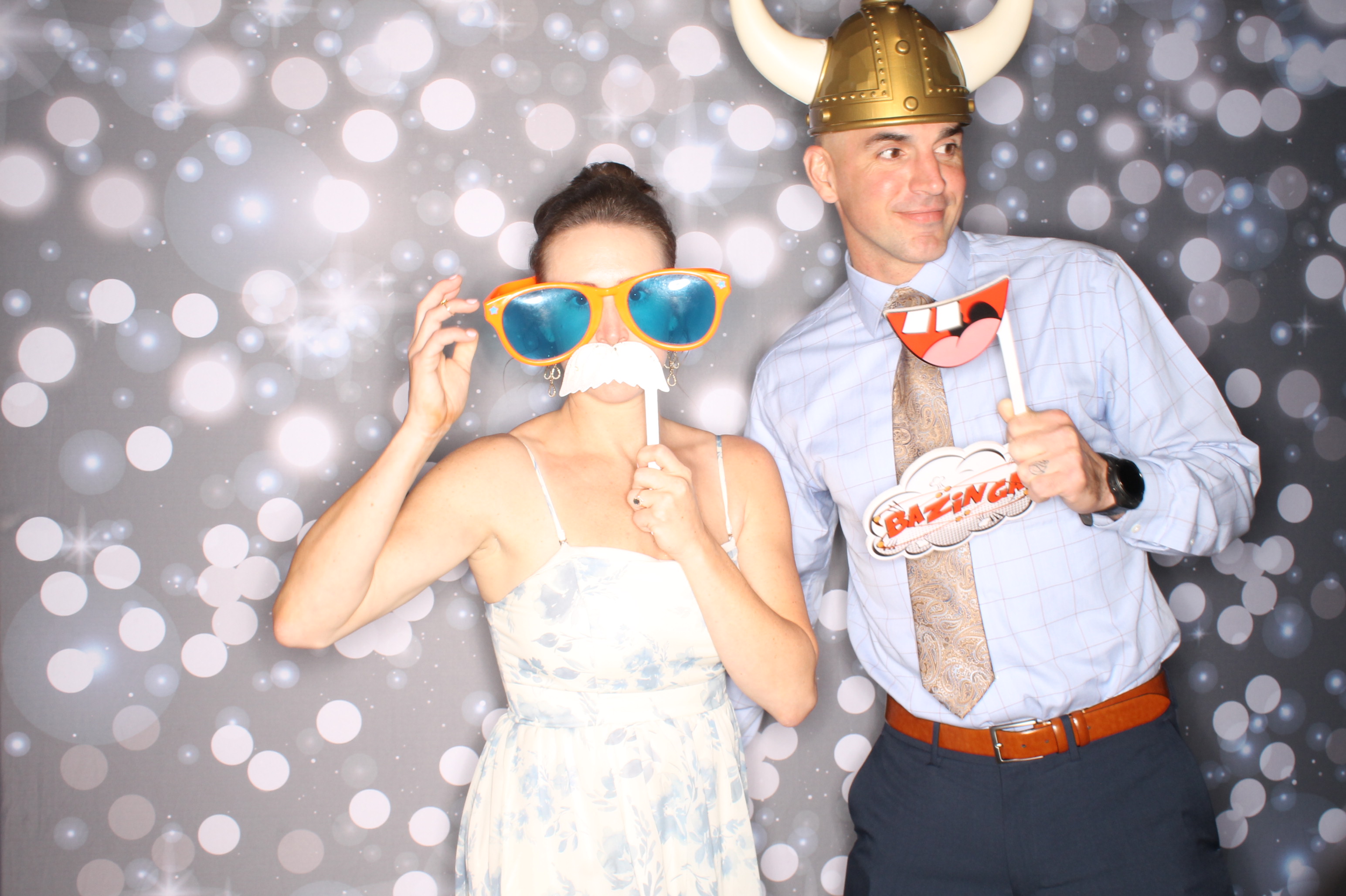Samantha & Alex | View more photos from the event at gallery.photoboothcincy.com/u/PhotoBoothCincy/Samantha-Alex
