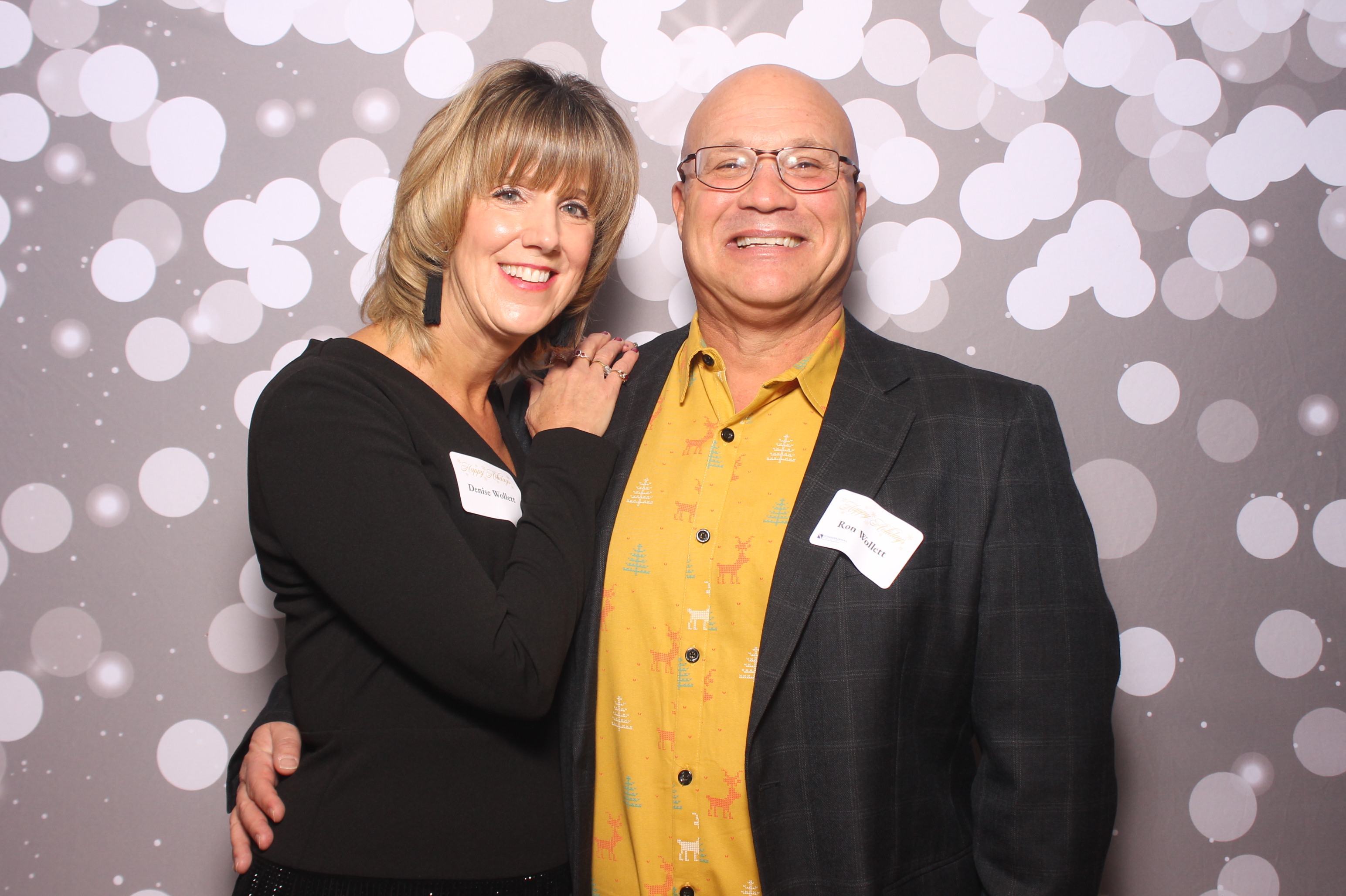 Schneider Downs Holiday party | View more photos from the event at gallery.photoboothcincy.com/u/PhotoBoothCincy/Schneider-Downs-Holiday-party