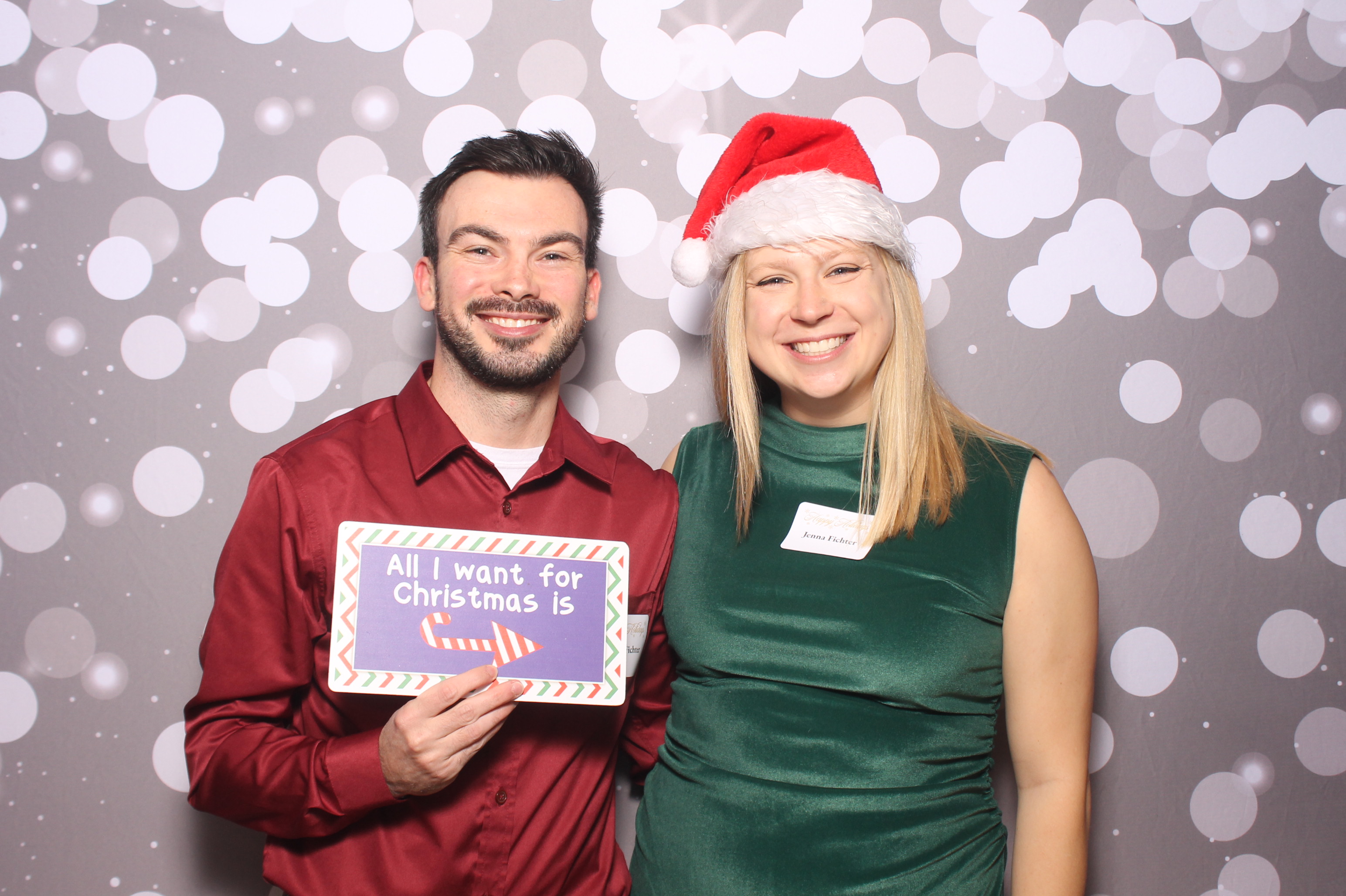 Schneider Downs Holiday party | View more photos from the event at gallery.photoboothcincy.com/u/PhotoBoothCincy/Schneider-Downs-Holiday-party