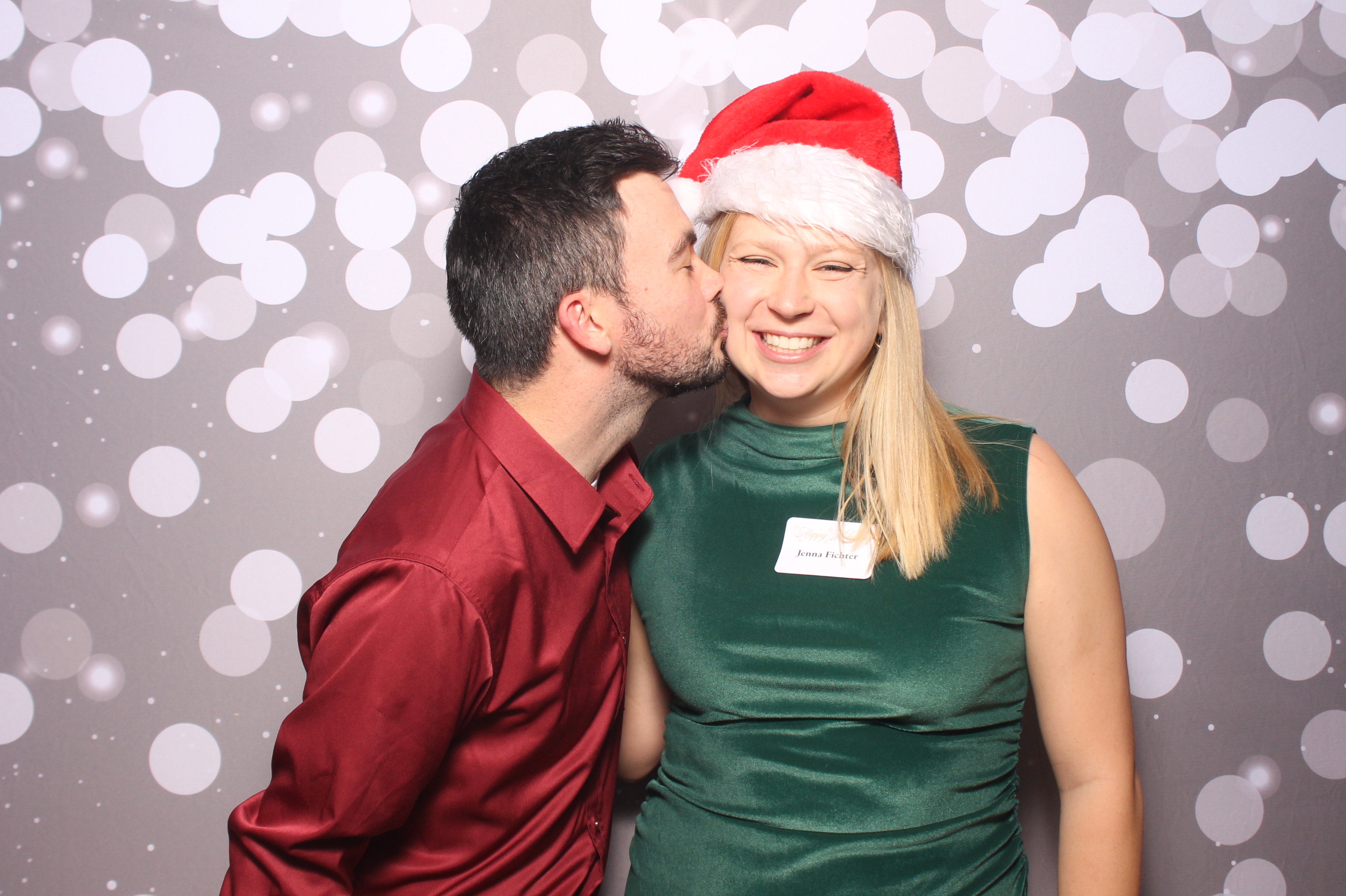 Schneider Downs Holiday party | View more photos from the event at gallery.photoboothcincy.com/u/PhotoBoothCincy/Schneider-Downs-Holiday-party
