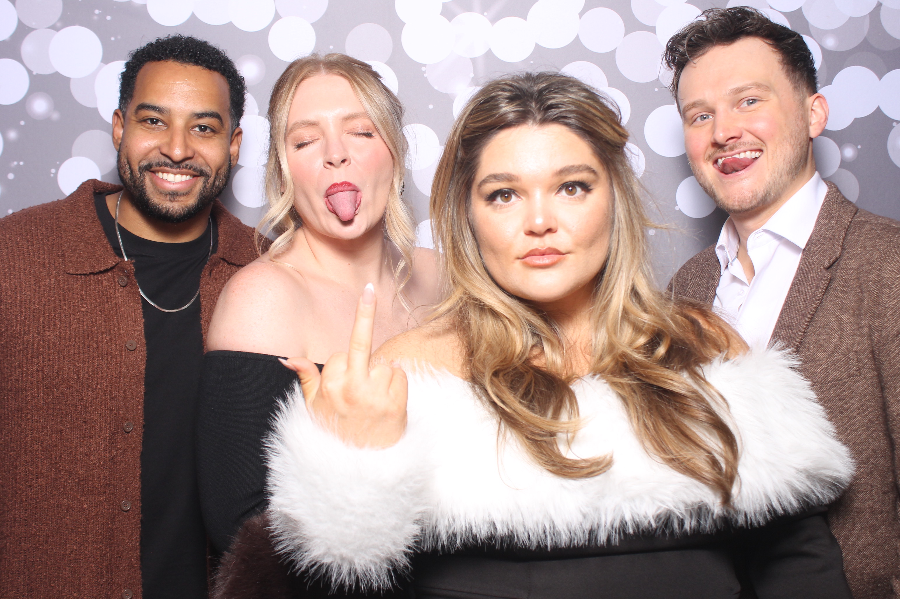 Schneider Downs Holiday party | View more photos from the event at gallery.photoboothcincy.com/u/PhotoBoothCincy/Schneider-Downs-Holiday-party
