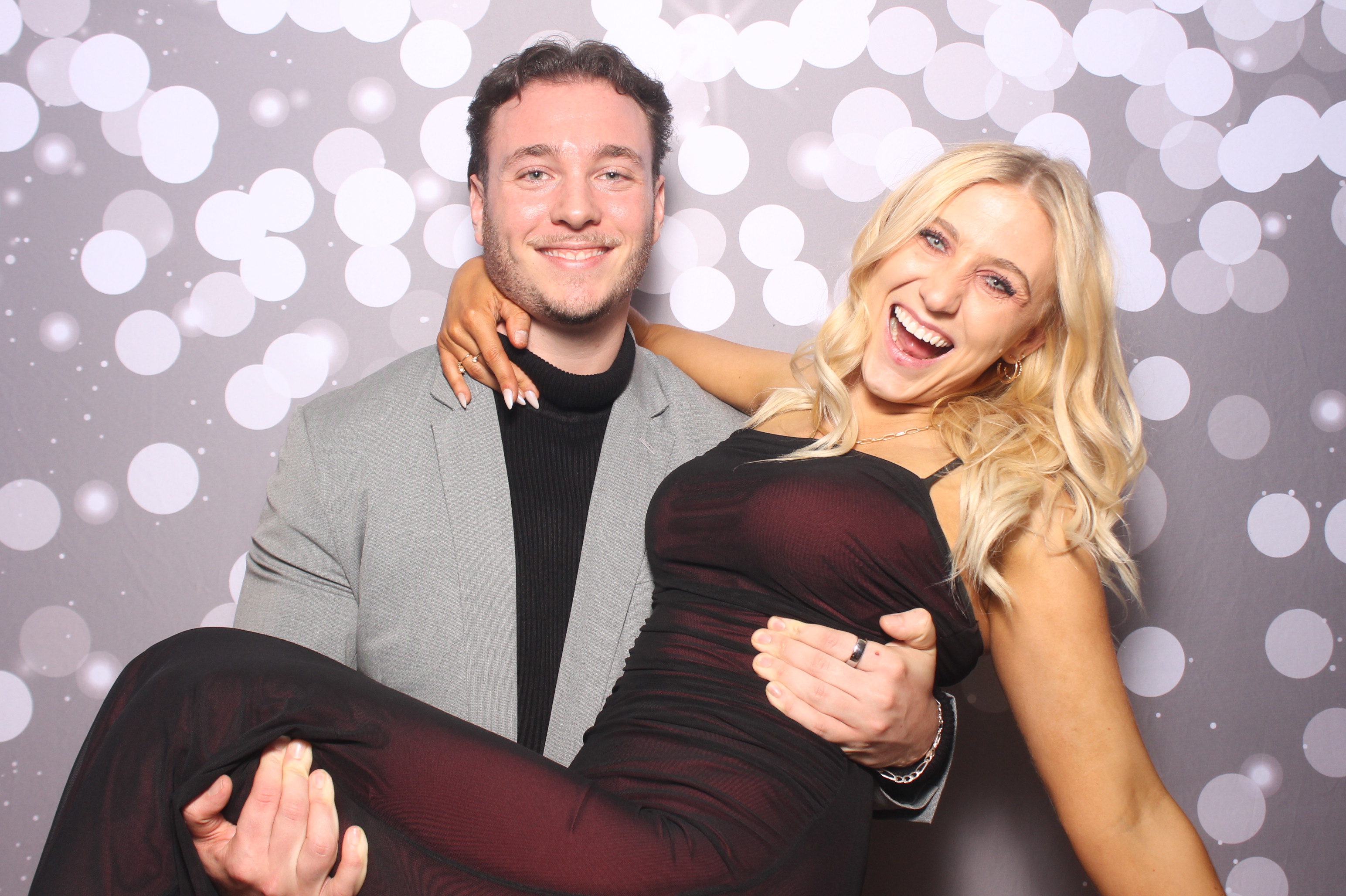 Schneider Downs Holiday party | View more photos from the event at gallery.photoboothcincy.com/u/PhotoBoothCincy/Schneider-Downs-Holiday-party