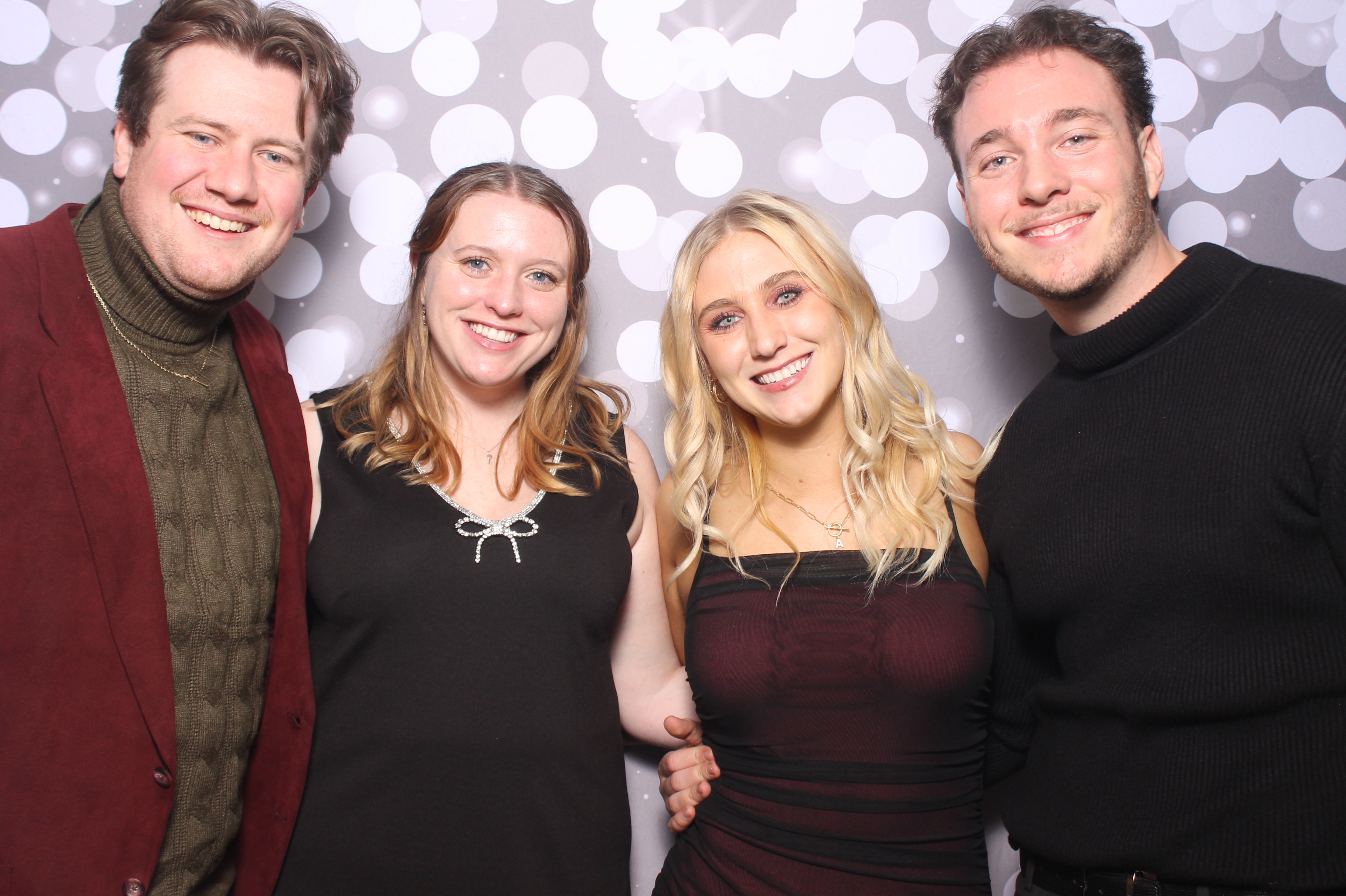 Schneider Downs Holiday party | View more photos from the event at gallery.photoboothcincy.com/u/PhotoBoothCincy/Schneider-Downs-Holiday-party