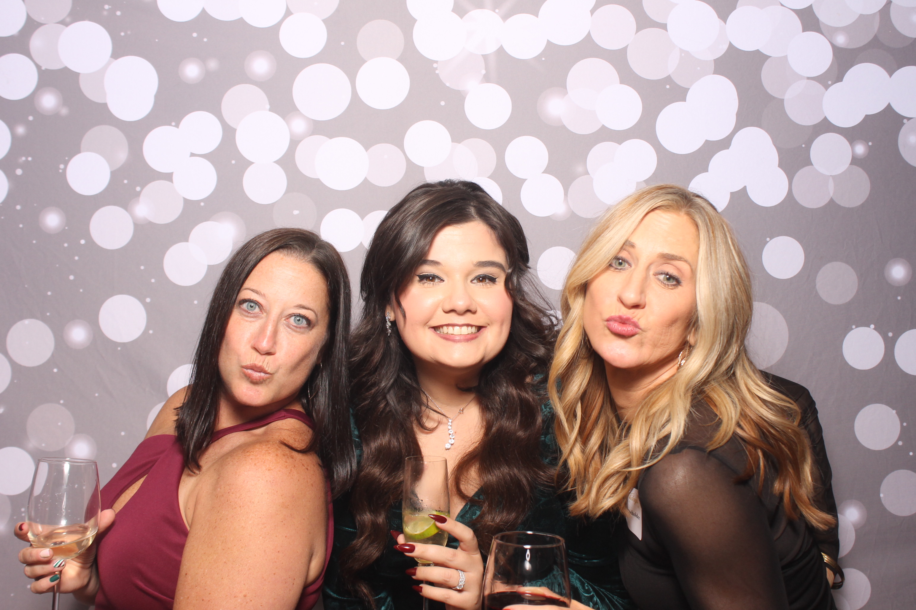 Schneider Downs Holiday party | View more photos from the event at gallery.photoboothcincy.com/u/PhotoBoothCincy/Schneider-Downs-Holiday-party