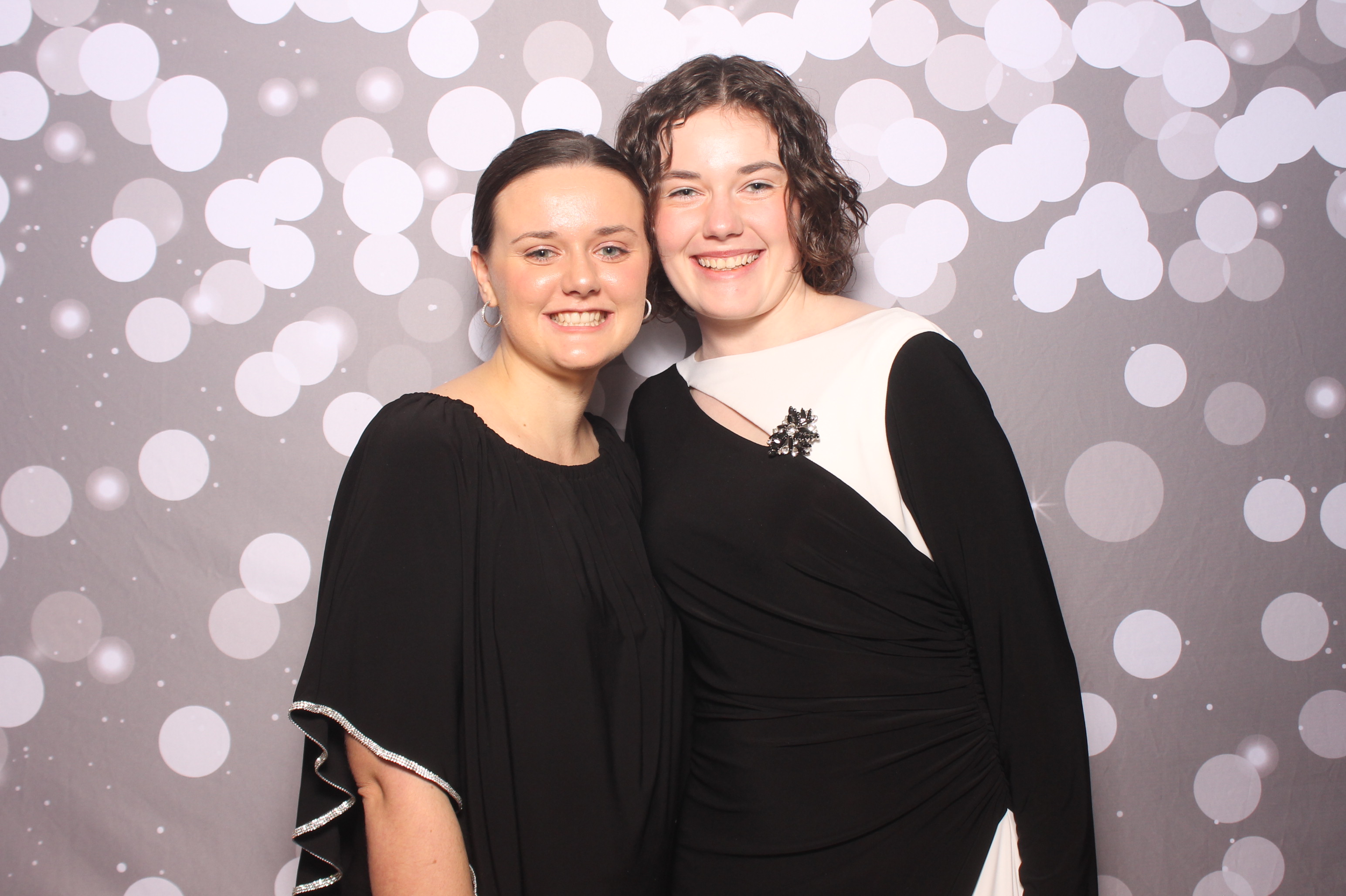 Schneider Downs Holiday party | View more photos from the event at gallery.photoboothcincy.com/u/PhotoBoothCincy/Schneider-Downs-Holiday-party