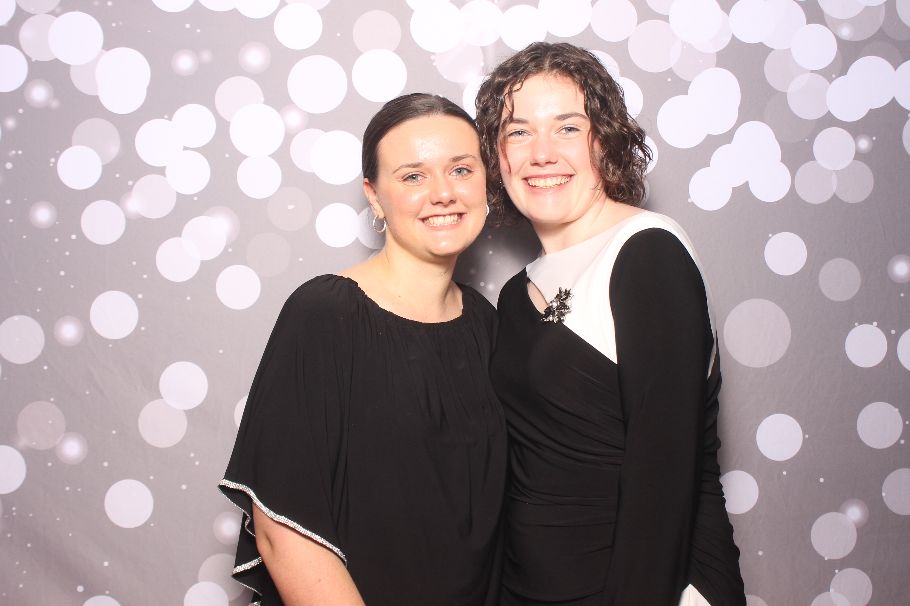 Schneider Downs Holiday party | View more photos from the event at gallery.photoboothcincy.com/u/PhotoBoothCincy/Schneider-Downs-Holiday-party