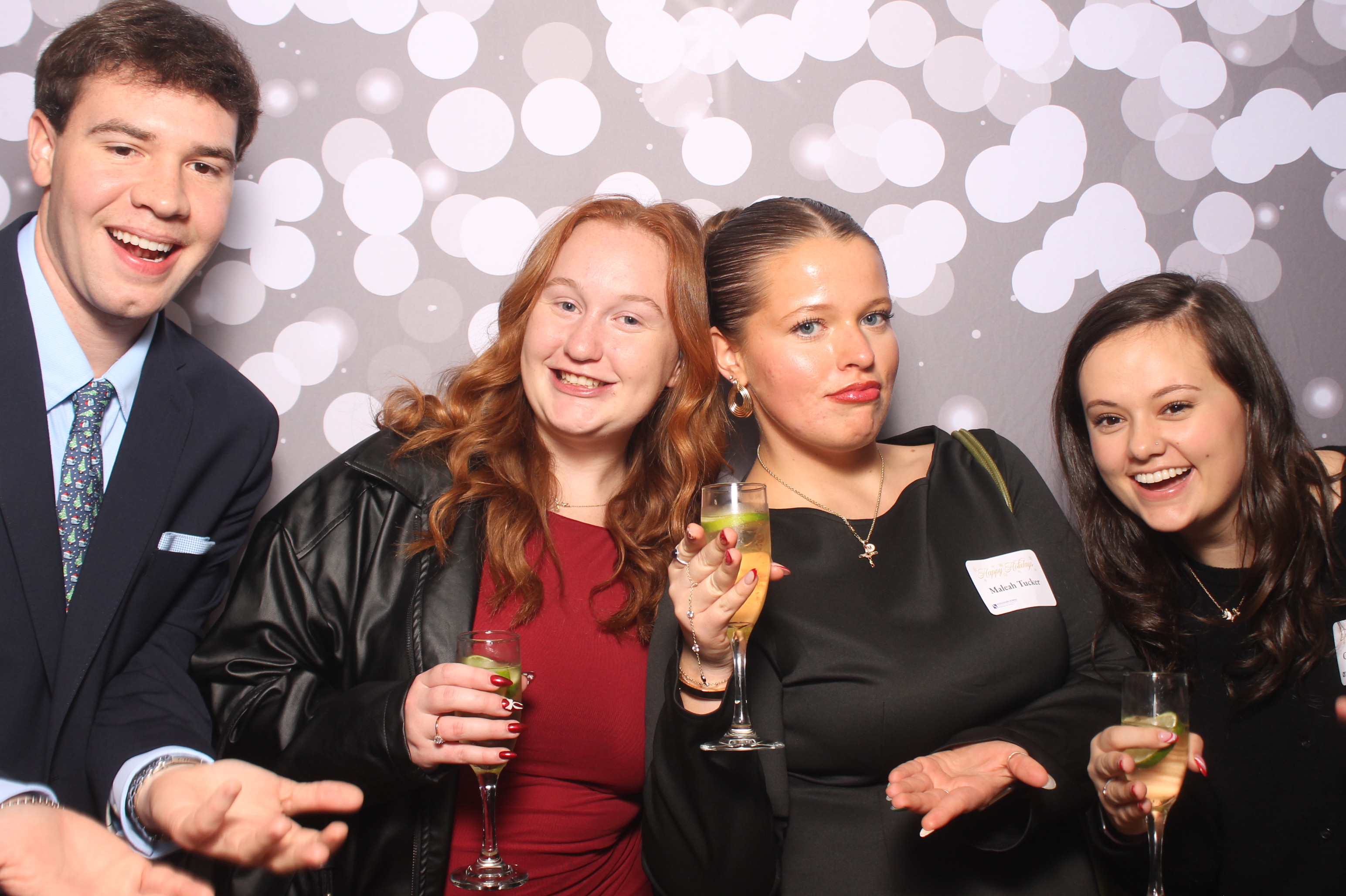 Schneider Downs Holiday party | View more photos from the event at gallery.photoboothcincy.com/u/PhotoBoothCincy/Schneider-Downs-Holiday-party