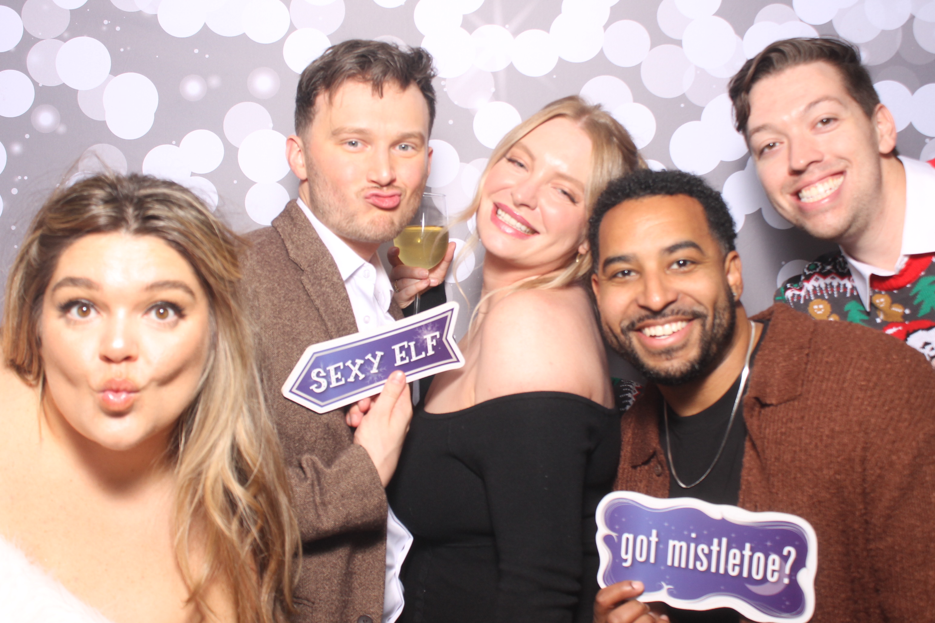 Schneider Downs Holiday party | View more photos from the event at gallery.photoboothcincy.com/u/PhotoBoothCincy/Schneider-Downs-Holiday-party