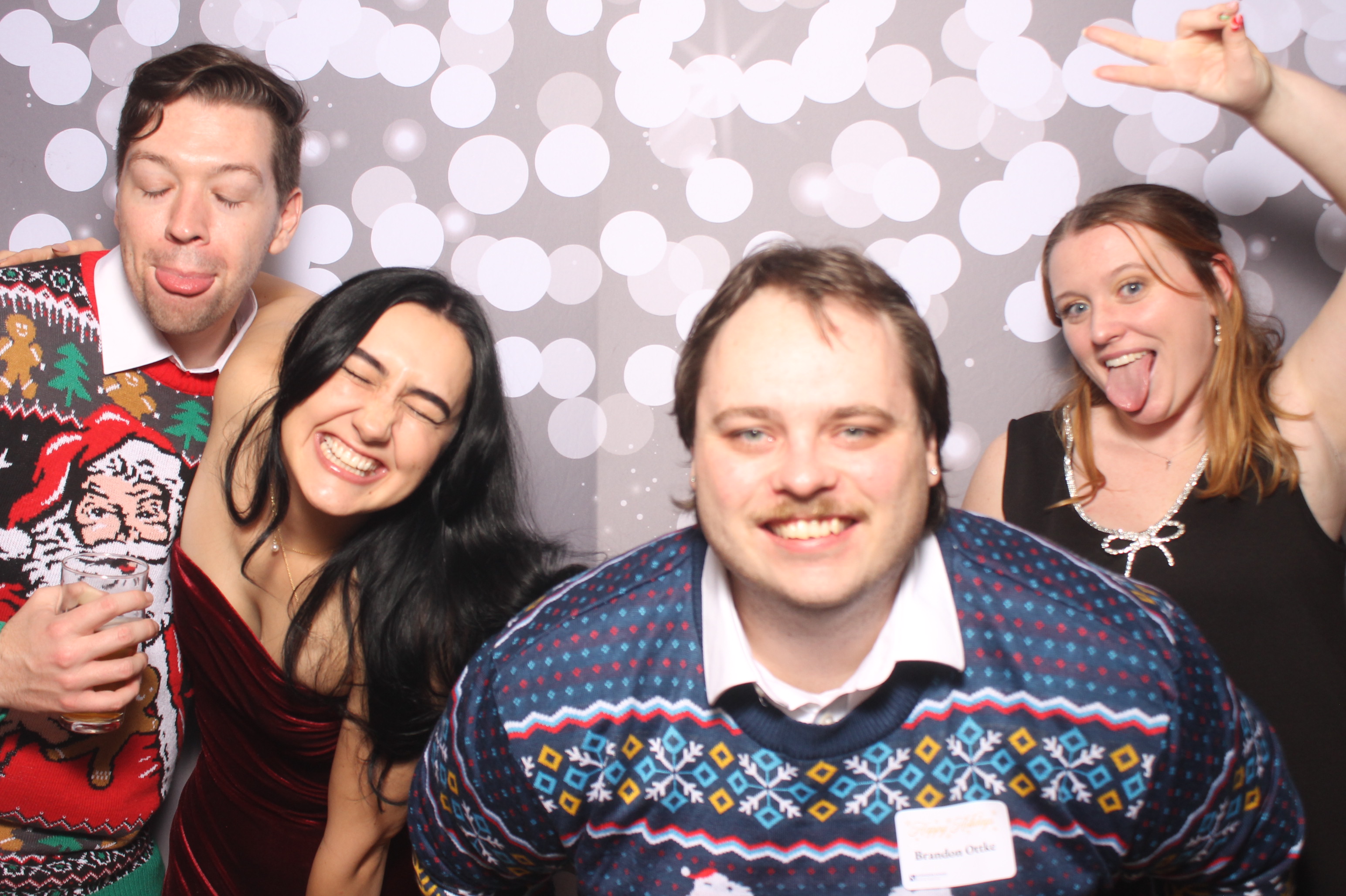 Schneider Downs Holiday party | View more photos from the event at gallery.photoboothcincy.com/u/PhotoBoothCincy/Schneider-Downs-Holiday-party