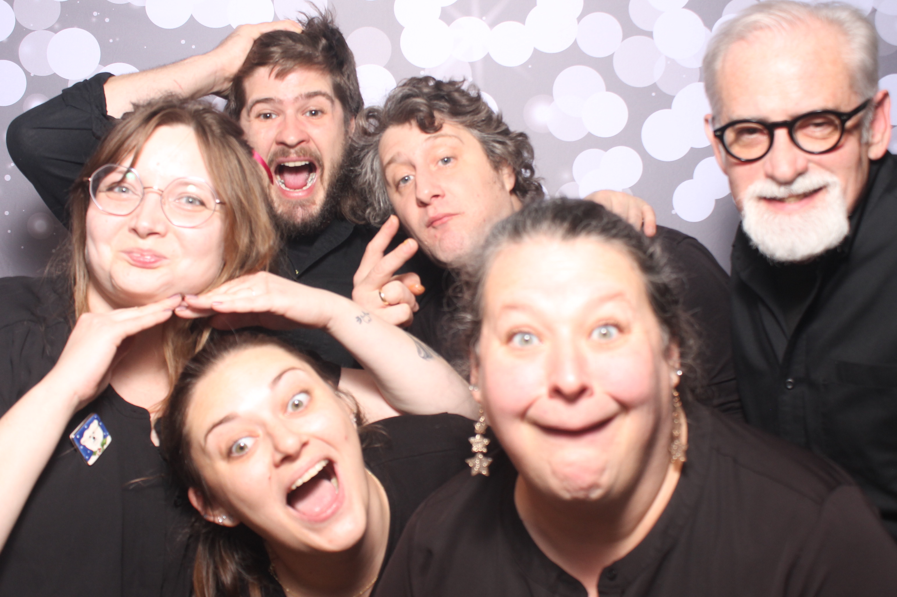 Schneider Downs Holiday party | View more photos from the event at gallery.photoboothcincy.com/u/PhotoBoothCincy/Schneider-Downs-Holiday-party