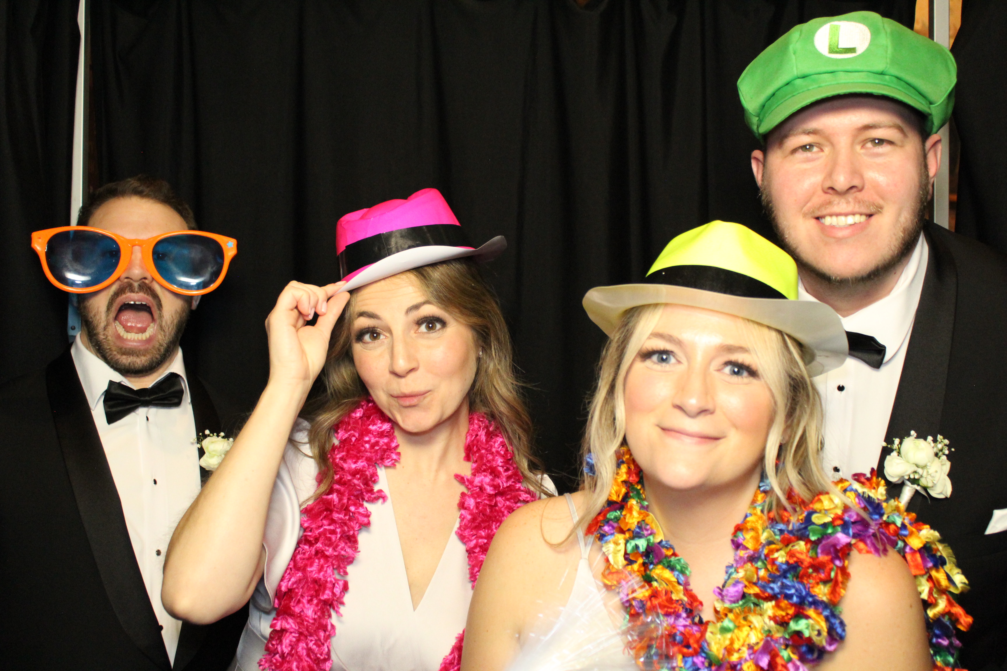 Scott Caw Reception | View more photos from the event at gallery.photoboothcincy.com/u/PhotoBoothCincy/Scott-Caw-Reception
