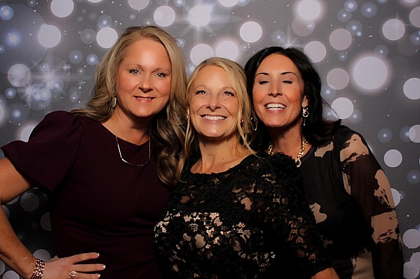 Sesters Wedding | View more photos from the event at gallery.photoboothcincy.com/u/PhotoBoothCincy/Sesters-Wedding