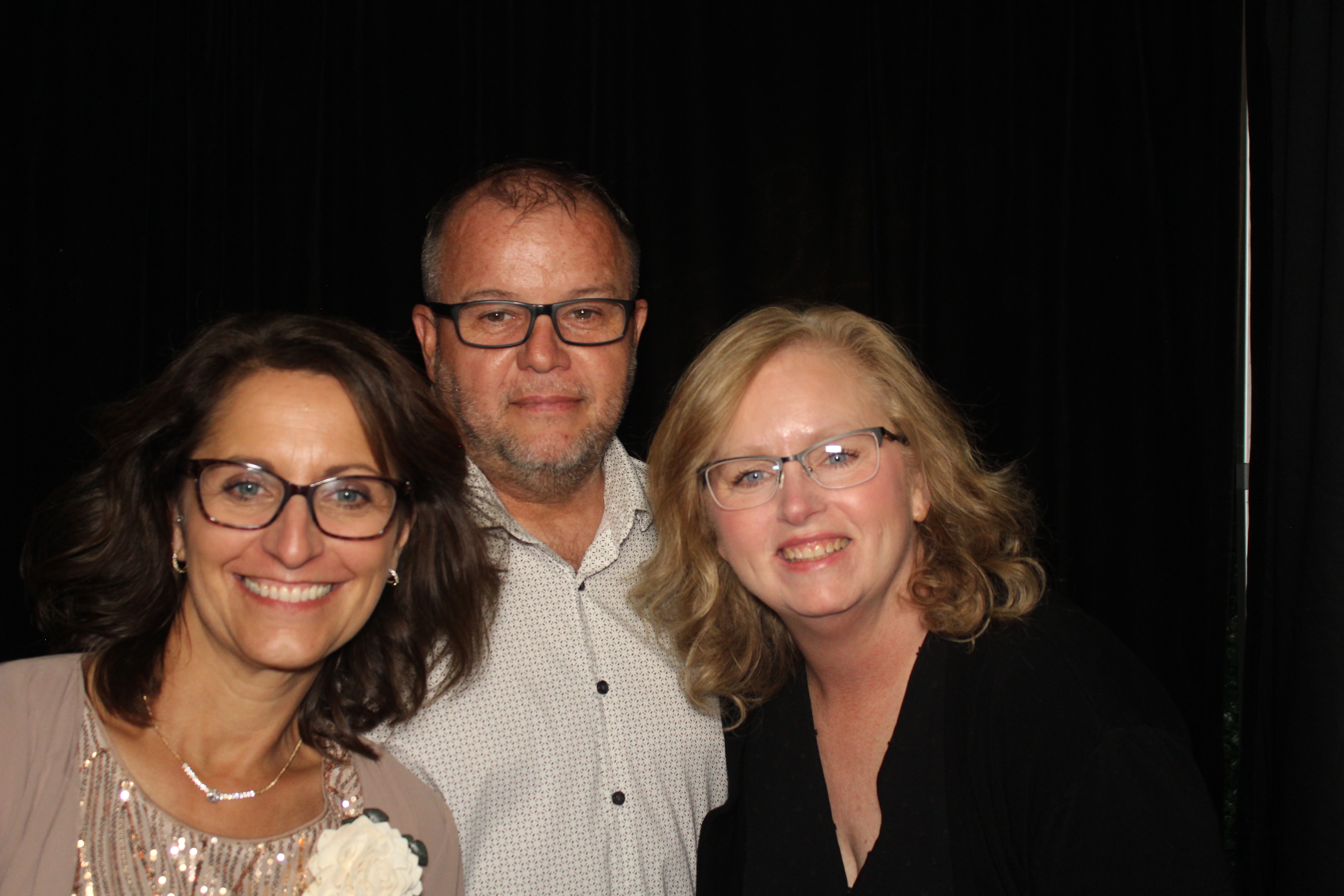 Seth & Tessa  | View more photos from the event at gallery.photoboothcincy.com/u/PhotoBoothCincy/Seth-Tessa