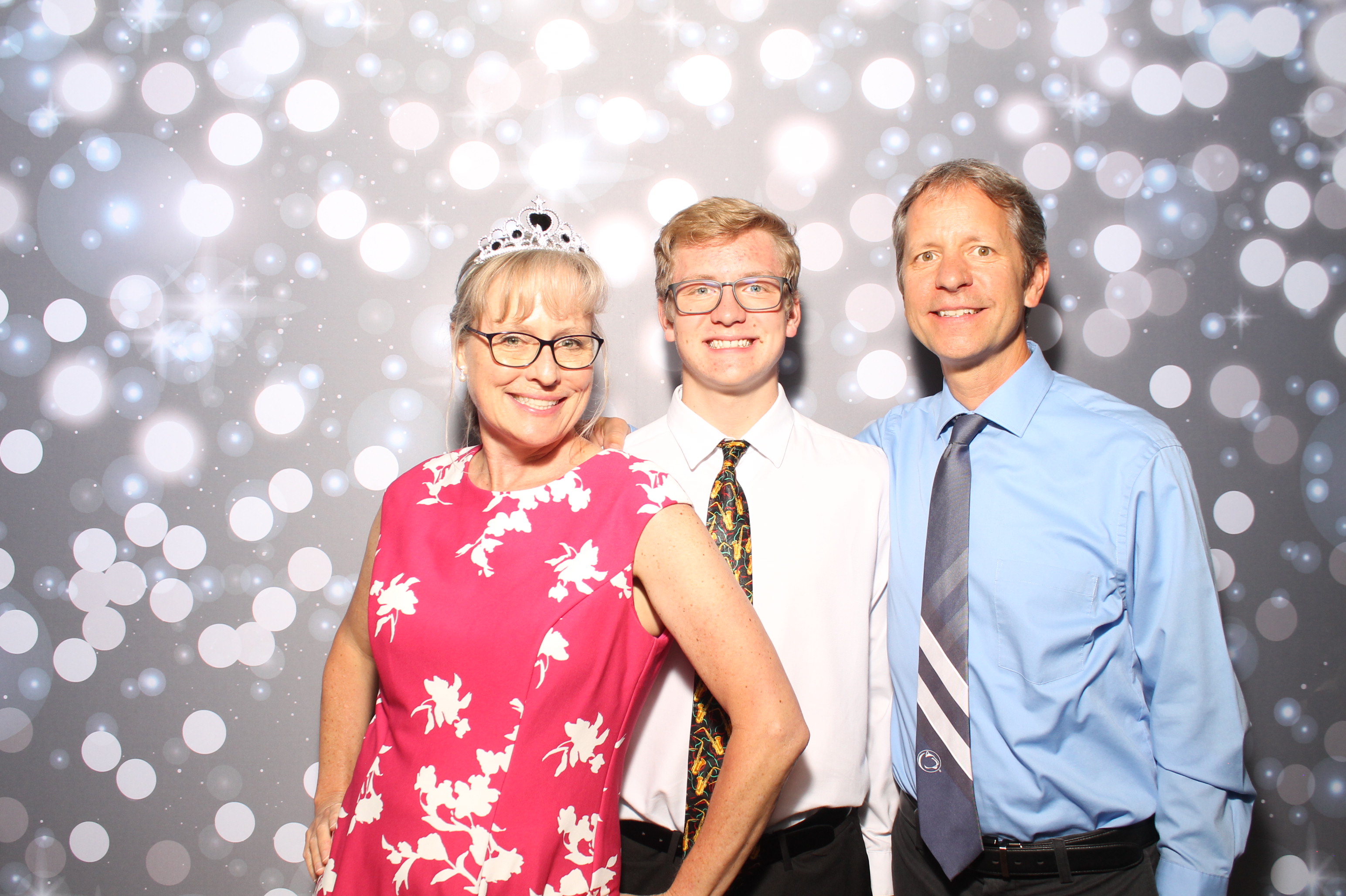 Shields Wedding | View more photos from the event at gallery.photoboothcincy.com/u/PhotoBoothCincy/Shields-Wedding