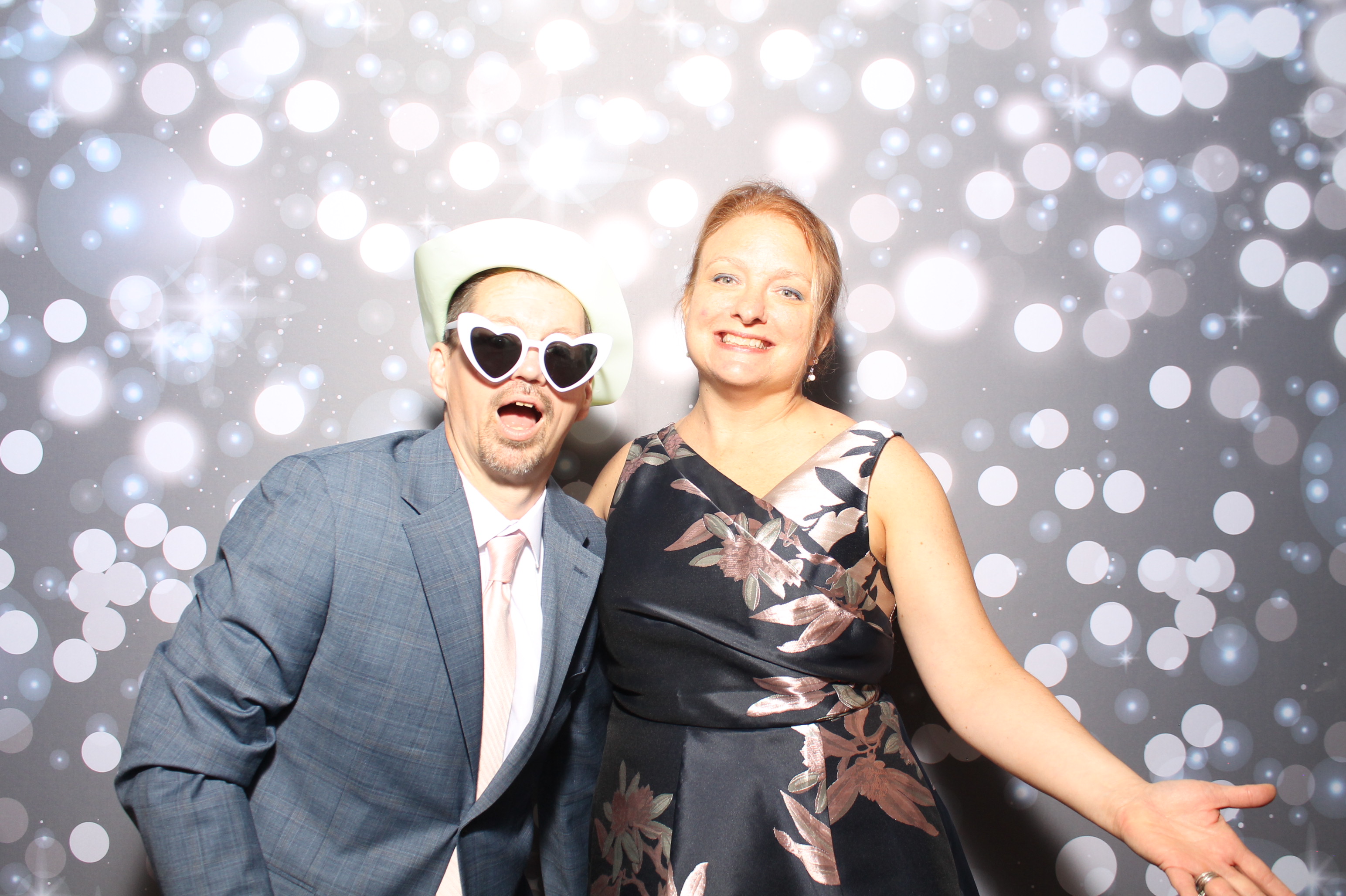 Shields Wedding | View more photos from the event at gallery.photoboothcincy.com/u/PhotoBoothCincy/Shields-Wedding