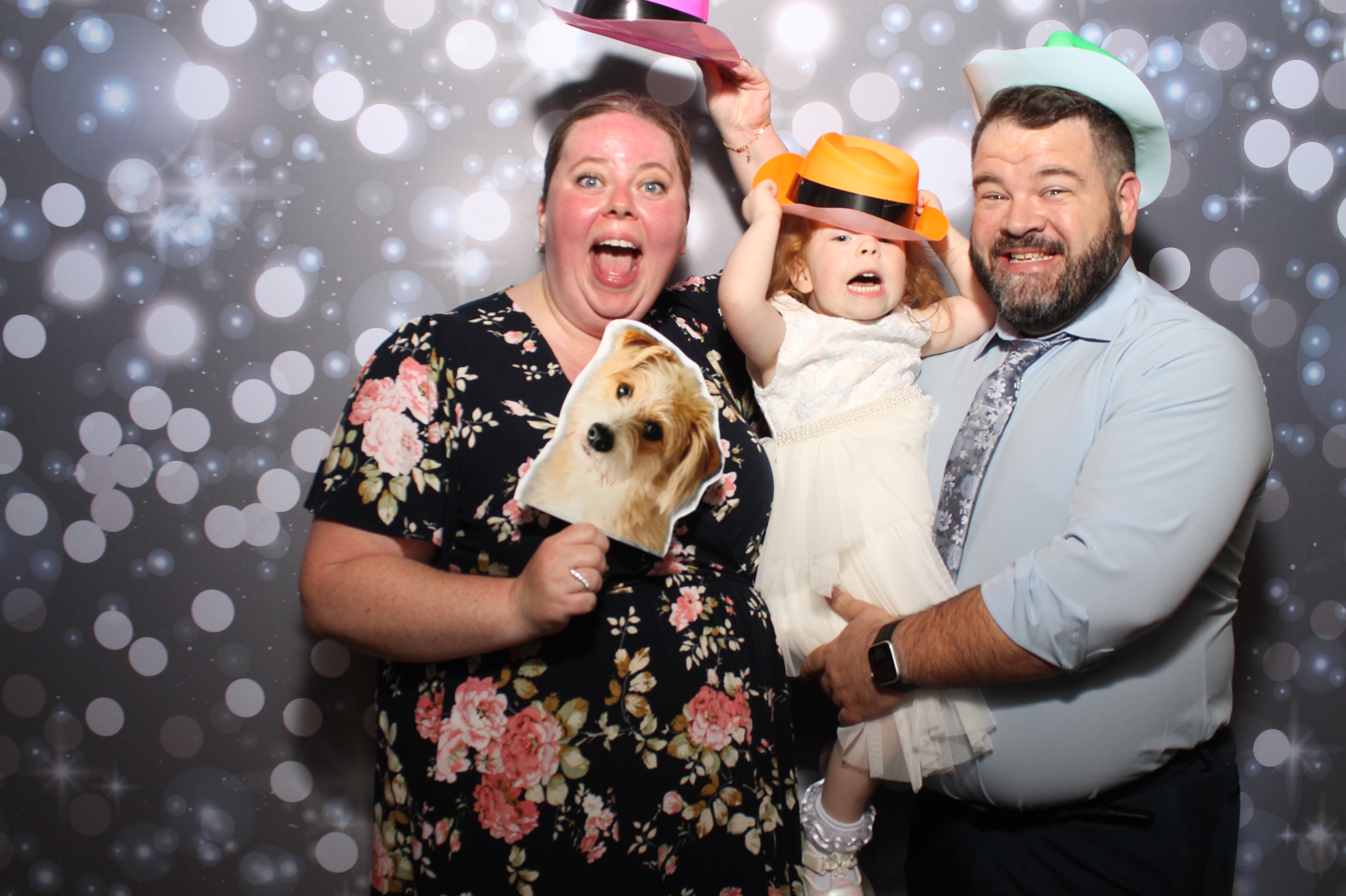 Shields Wedding | View more photos from the event at gallery.photoboothcincy.com/u/PhotoBoothCincy/Shields-Wedding