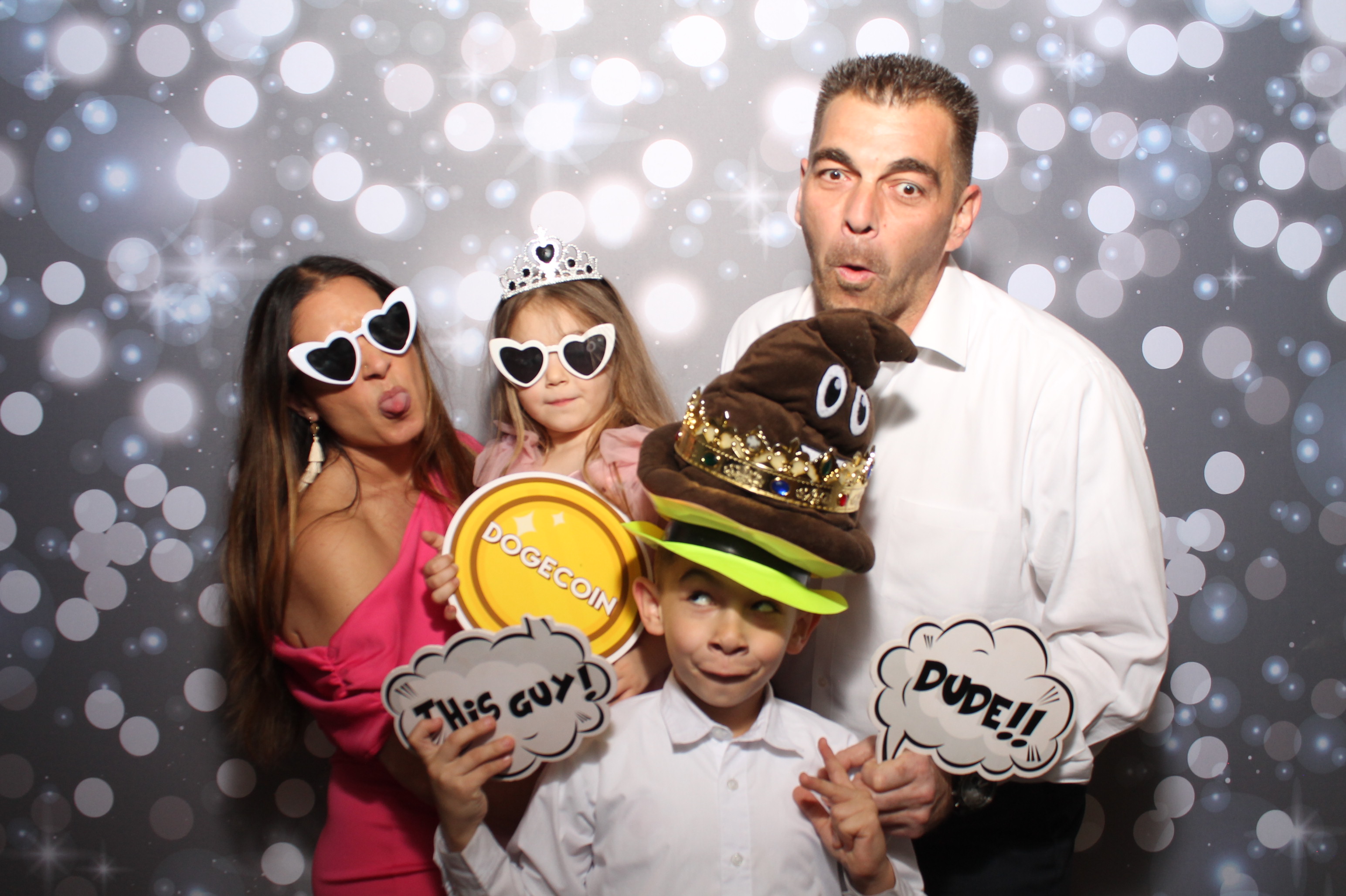 Shields Wedding | View more photos from the event at gallery.photoboothcincy.com/u/PhotoBoothCincy/Shields-Wedding