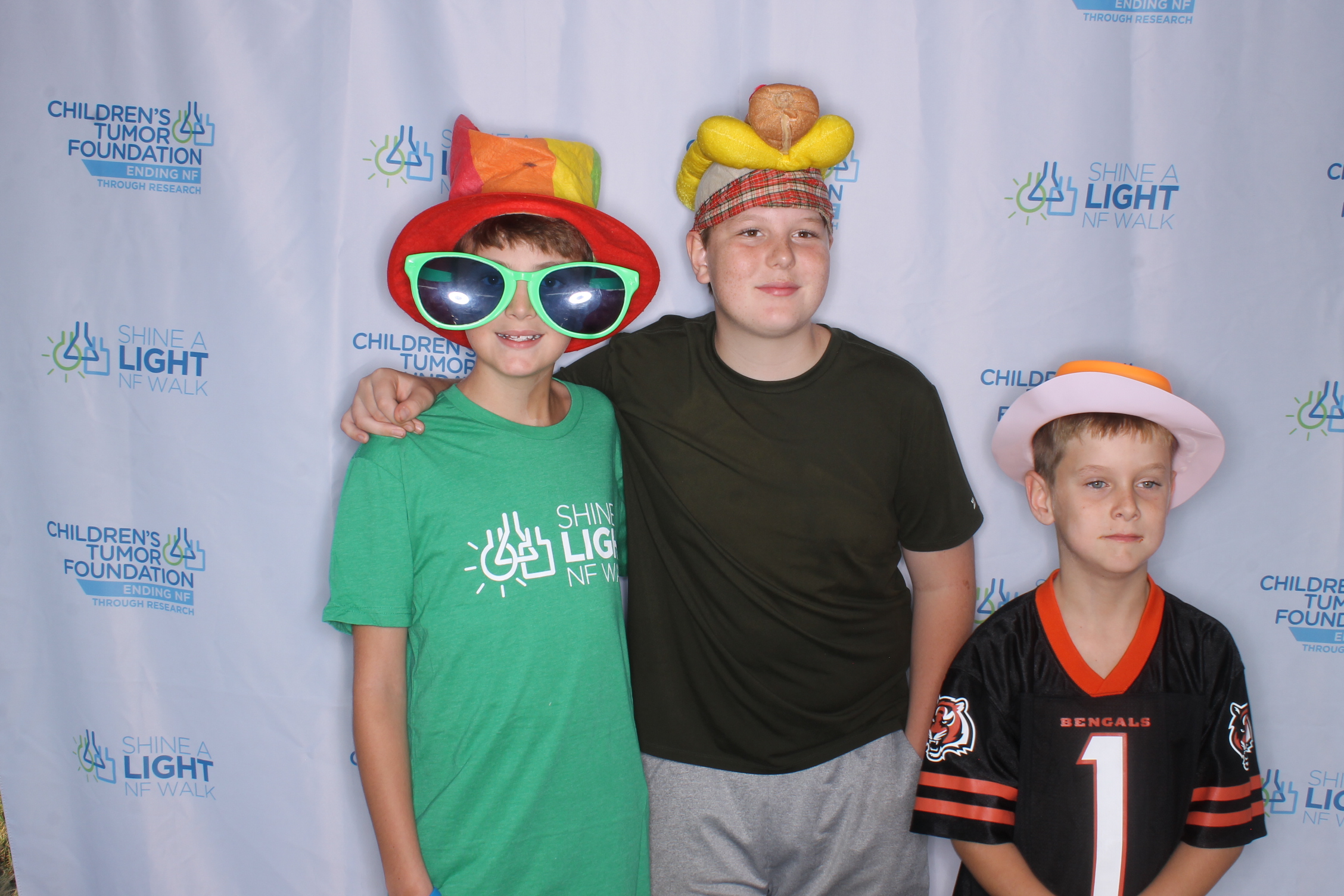 Shine A Light NF Walk 2025 | View more photos from the event at gallery.photoboothcincy.com/u/PhotoBoothCincy/Shine-A-Light-NF-Walk-2025