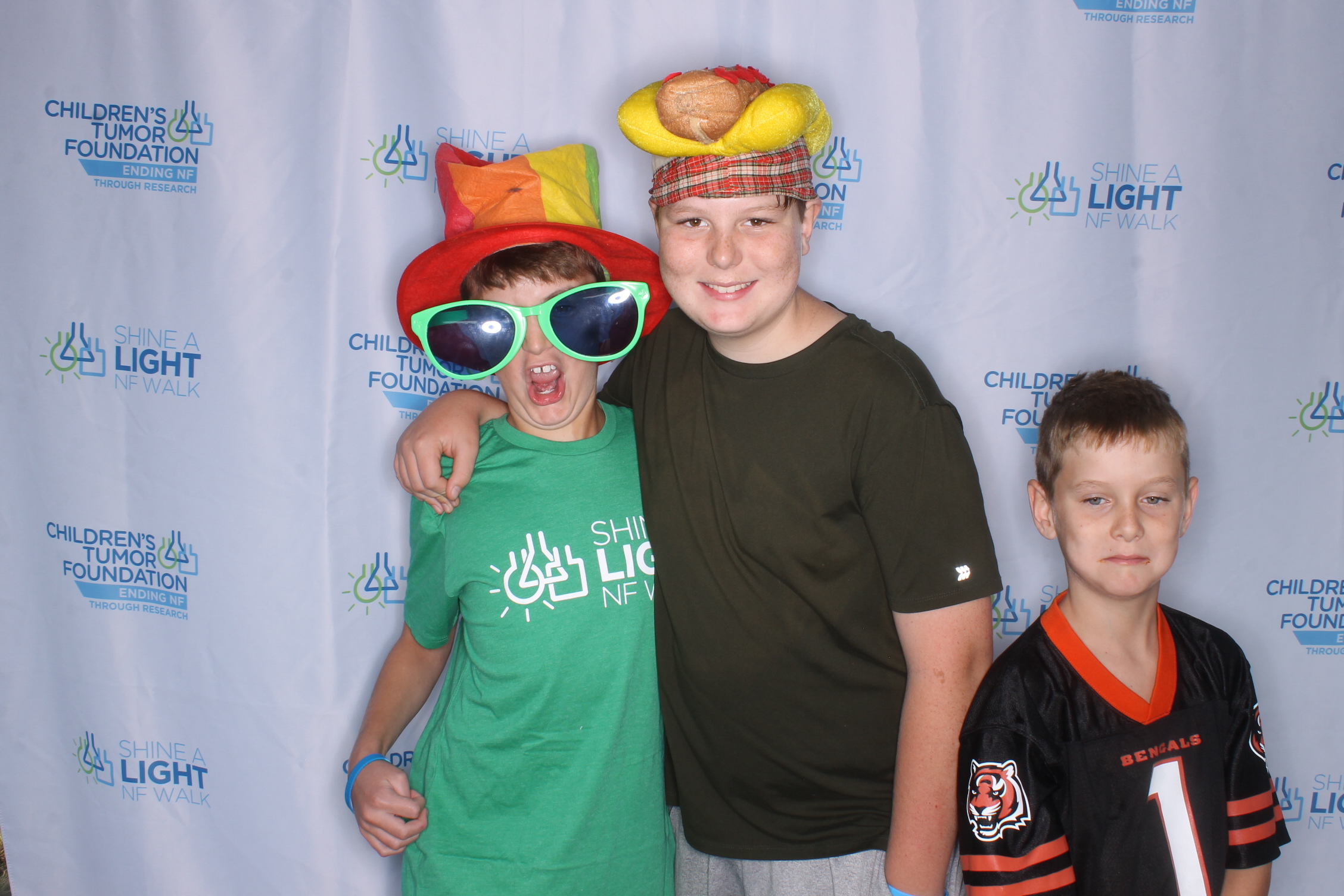 Shine A Light NF Walk 2025 | View more photos from the event at gallery.photoboothcincy.com/u/PhotoBoothCincy/Shine-A-Light-NF-Walk-2025