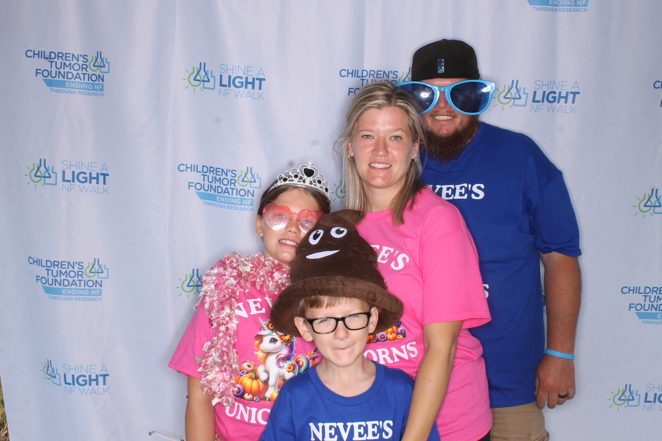 Shine A Light NF Walk 2025 | View more photos from the event at gallery.photoboothcincy.com/u/PhotoBoothCincy/Shine-A-Light-NF-Walk-2025