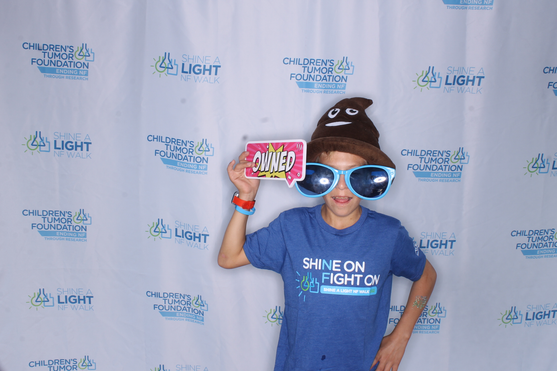 Shine A Light NF Walk 2025 | View more photos from the event at gallery.photoboothcincy.com/u/PhotoBoothCincy/Shine-A-Light-NF-Walk-2025