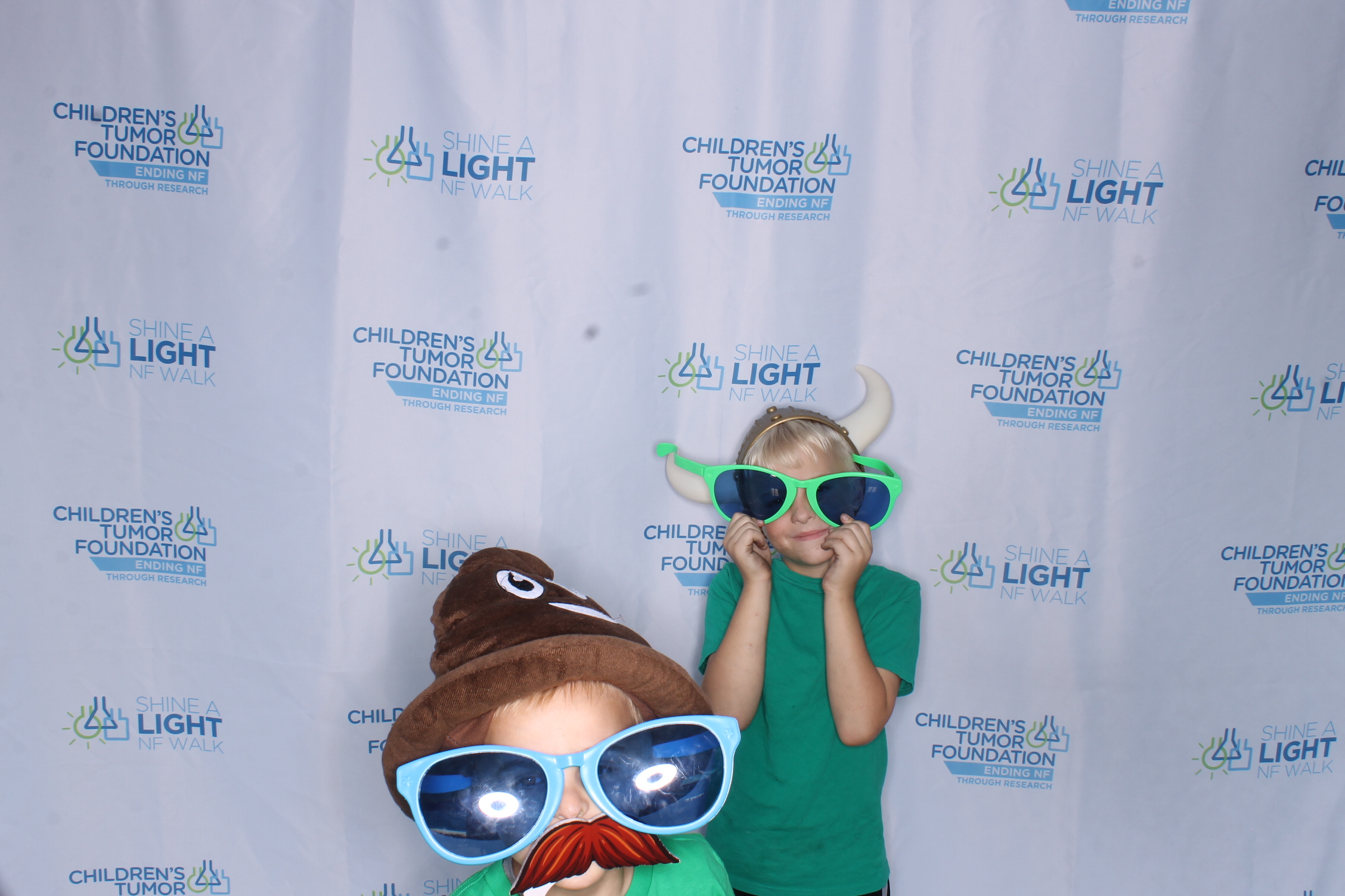 Shine A Light NF Walk 2025 | View more photos from the event at gallery.photoboothcincy.com/u/PhotoBoothCincy/Shine-A-Light-NF-Walk-2025