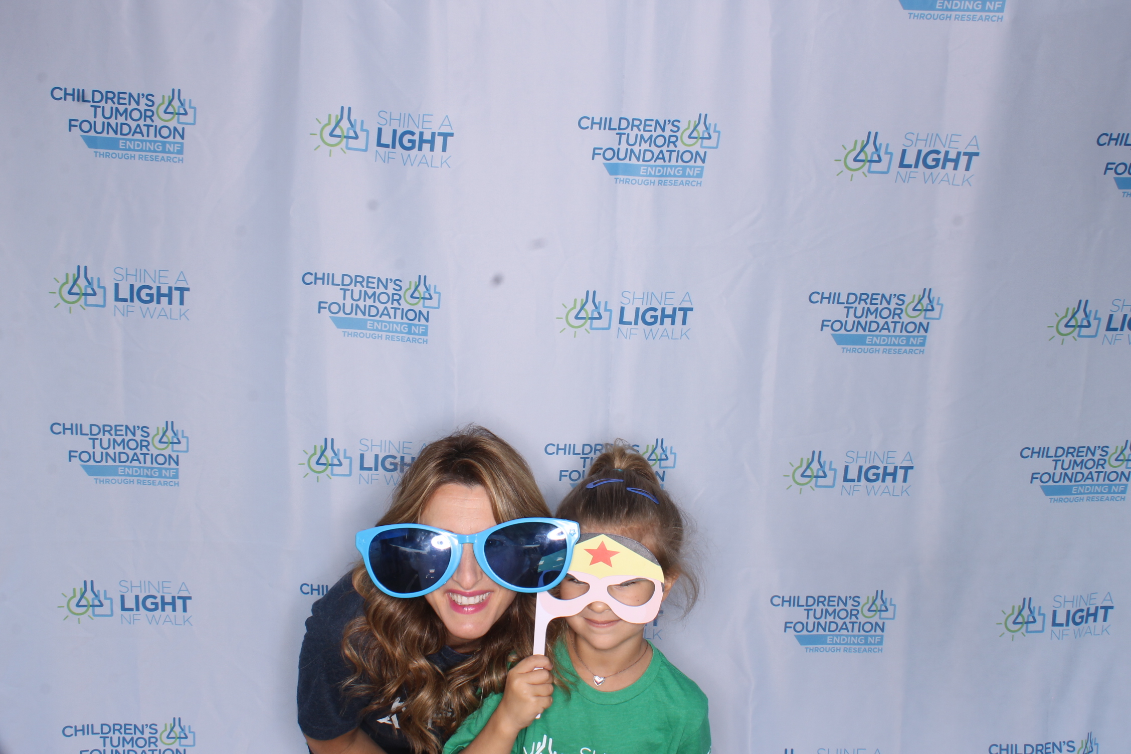 Shine A Light NF Walk 2025 | View more photos from the event at gallery.photoboothcincy.com/u/PhotoBoothCincy/Shine-A-Light-NF-Walk-2025
