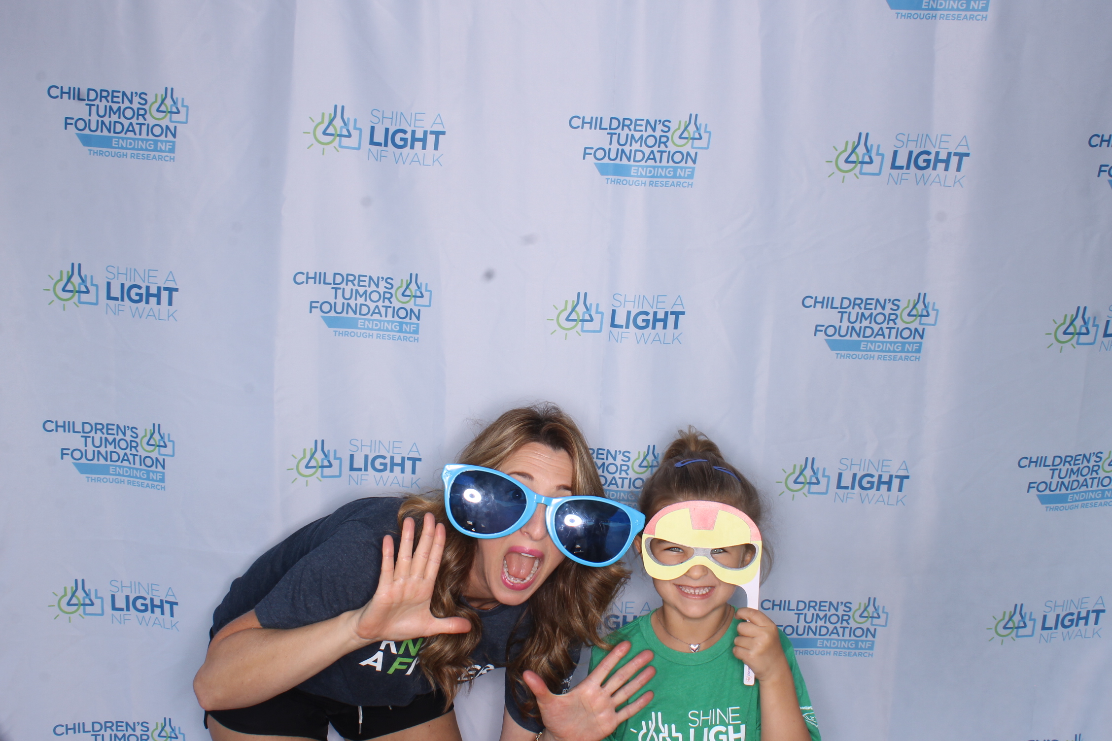 Shine A Light NF Walk 2025 | View more photos from the event at gallery.photoboothcincy.com/u/PhotoBoothCincy/Shine-A-Light-NF-Walk-2025